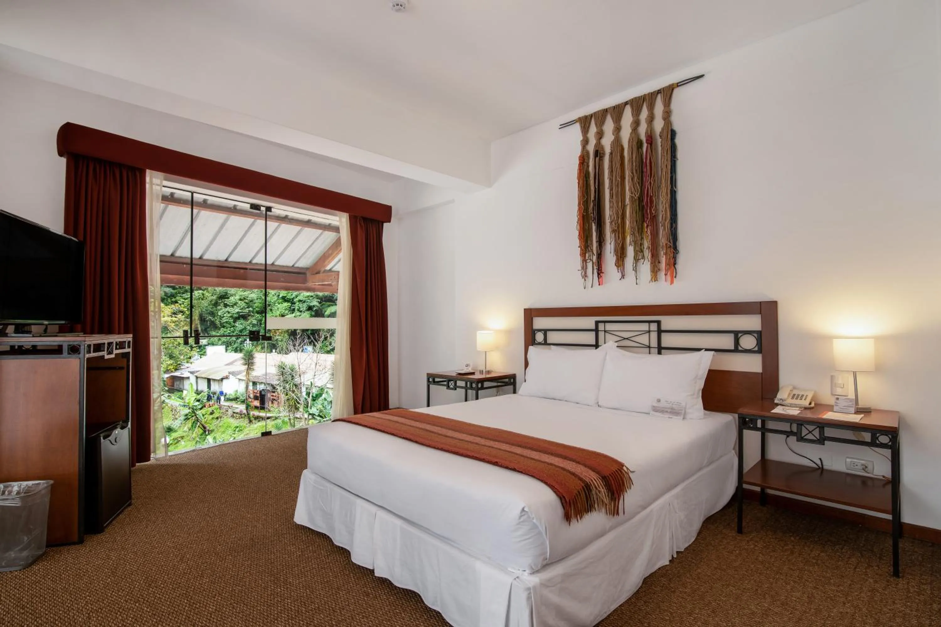 Bedroom, Bed in Tierra Viva Machu Picchu Hotel