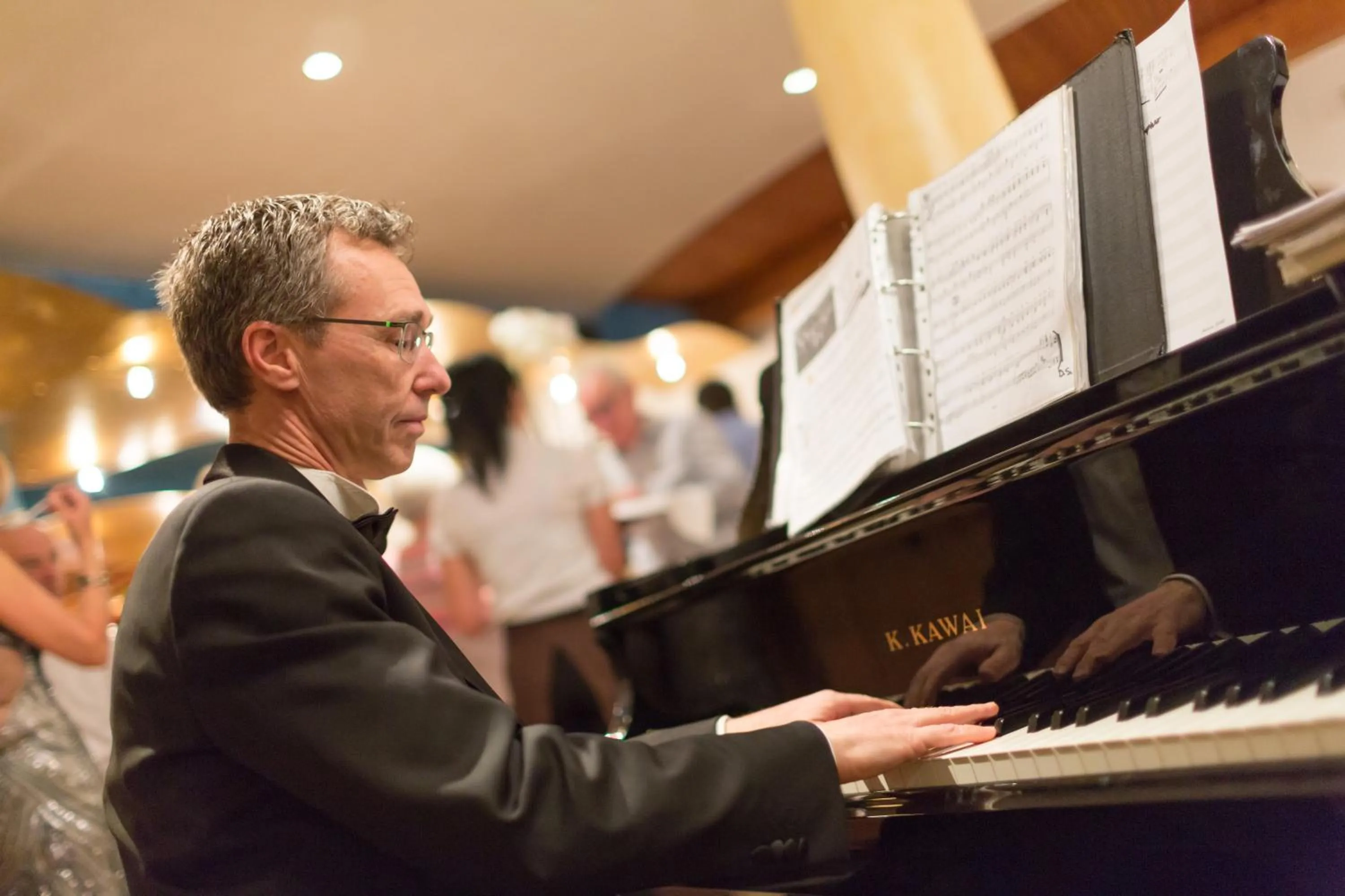 Entertainment in Hotel Cristal