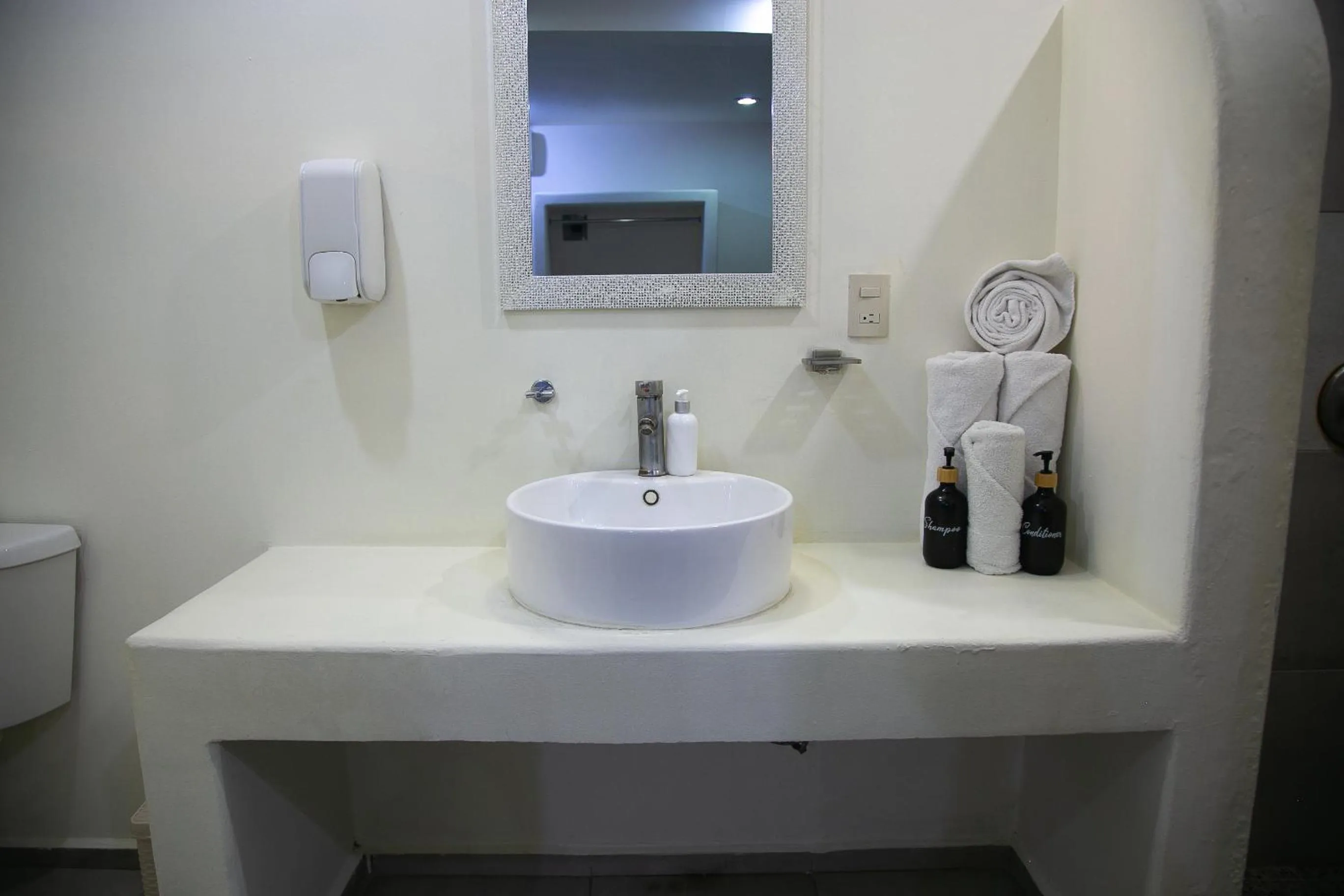 Bathroom in Hotel Villa Balu