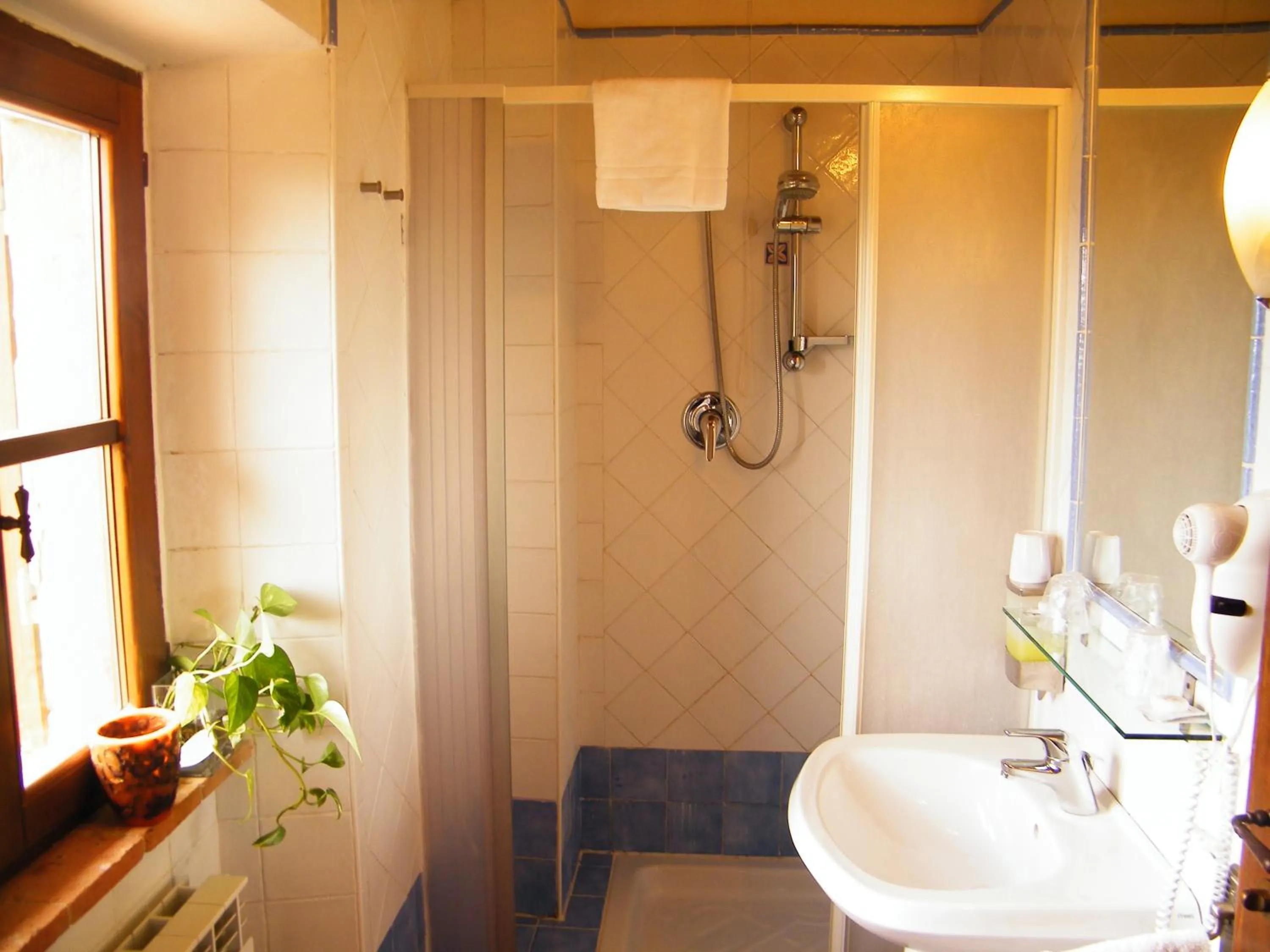 Bathroom in B&B La Fonte del Machiavelli