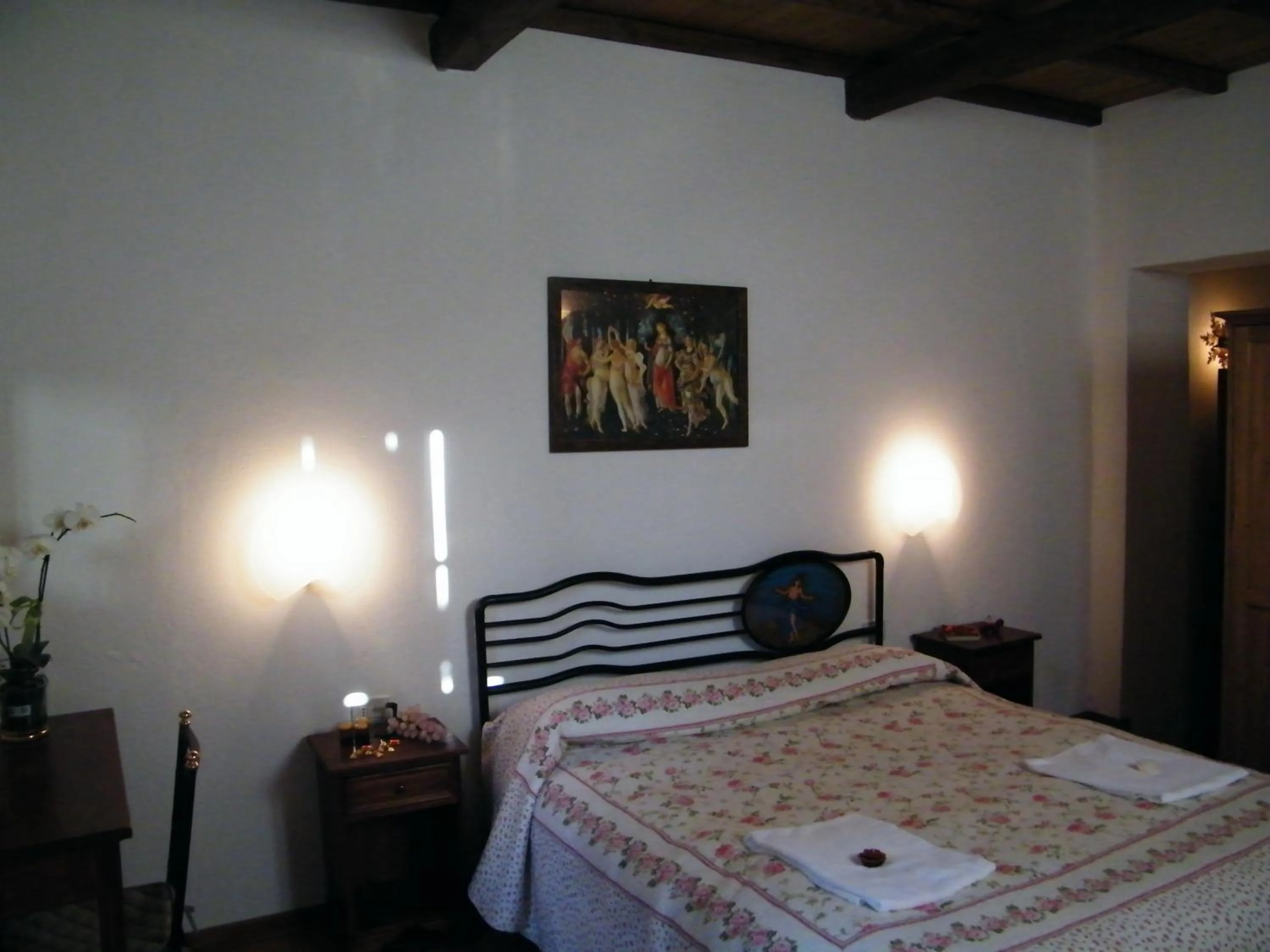 Bed in B&B La Fonte del Machiavelli