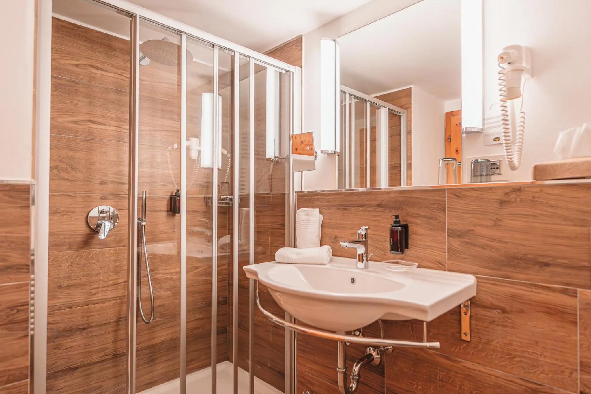 Shower in Hotel Ansitz Kematen ***S