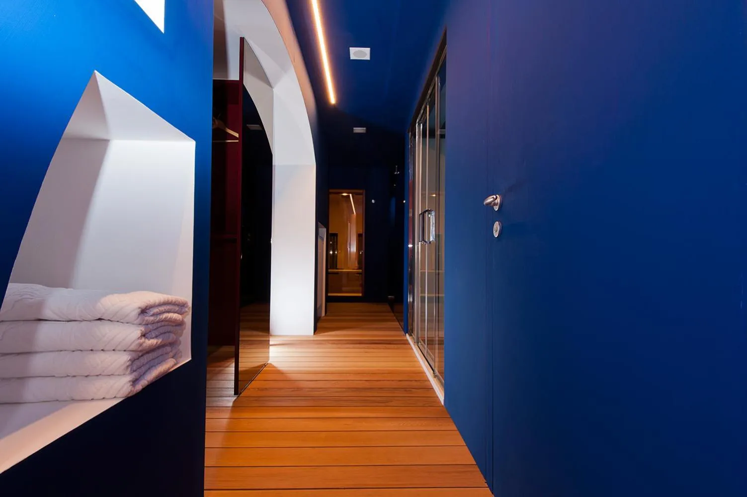 Sauna, Bed in Hotel Ansitz Kematen ***S