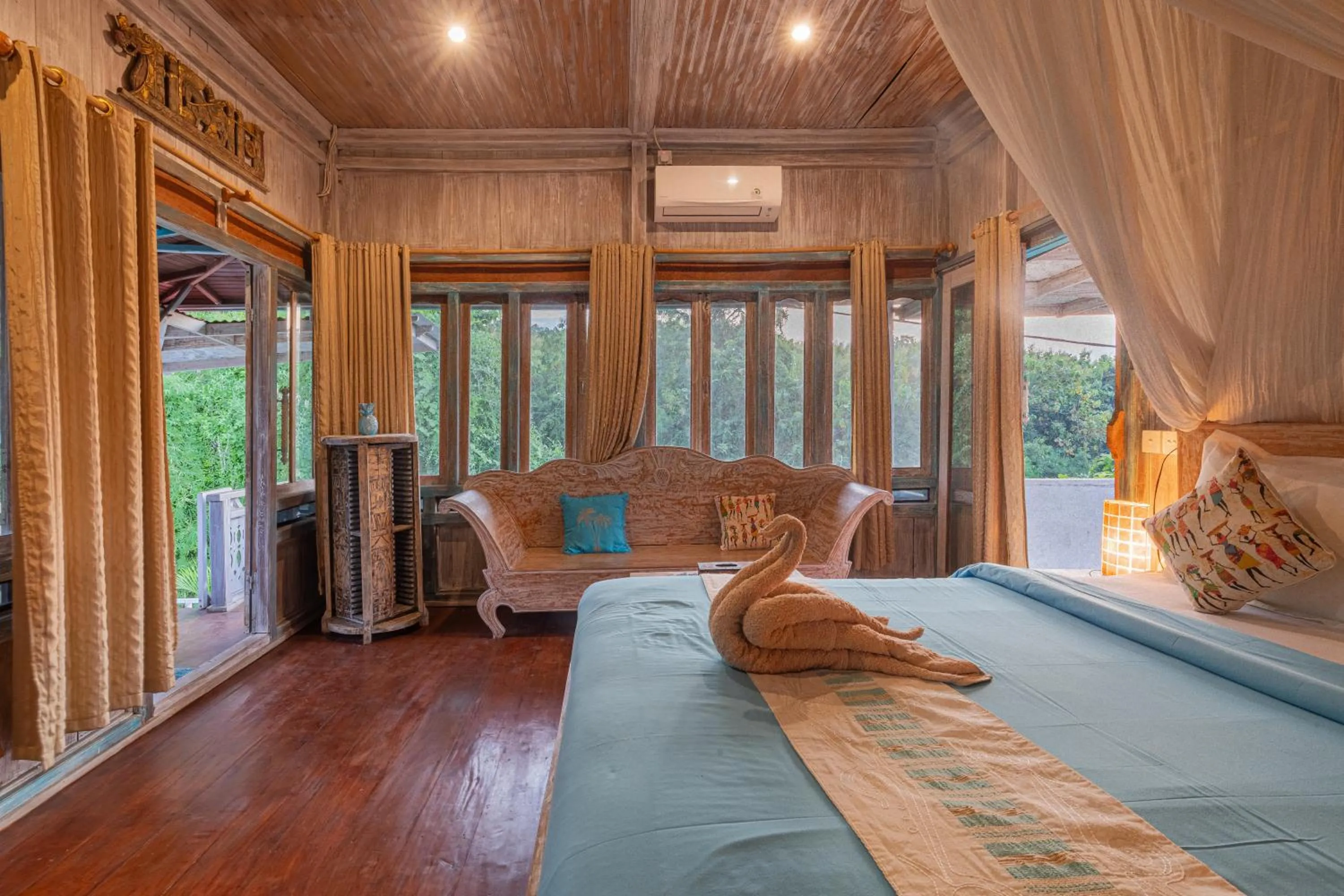 Bed in Golden Hill Cottage Nusa Penida