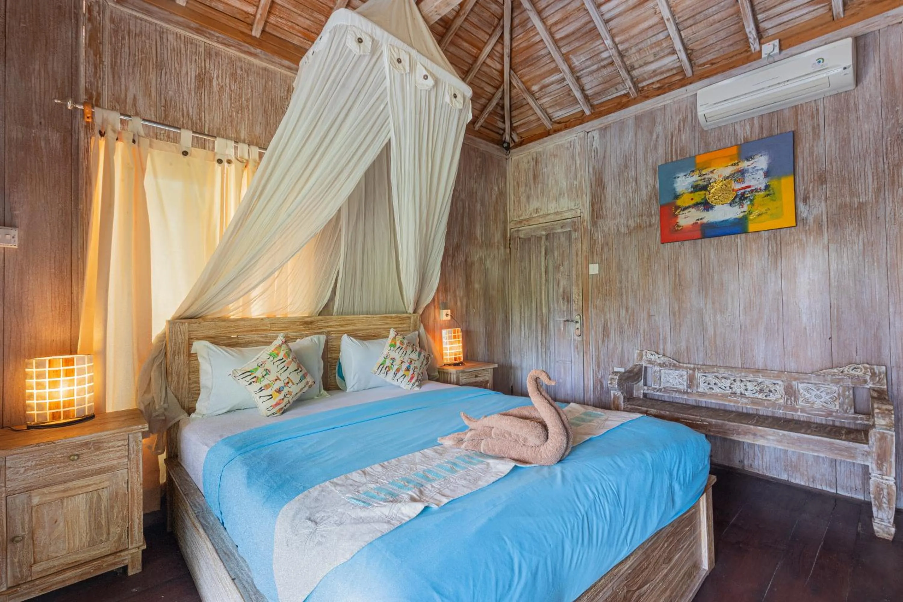 Bed in Golden Hill Cottage Nusa Penida