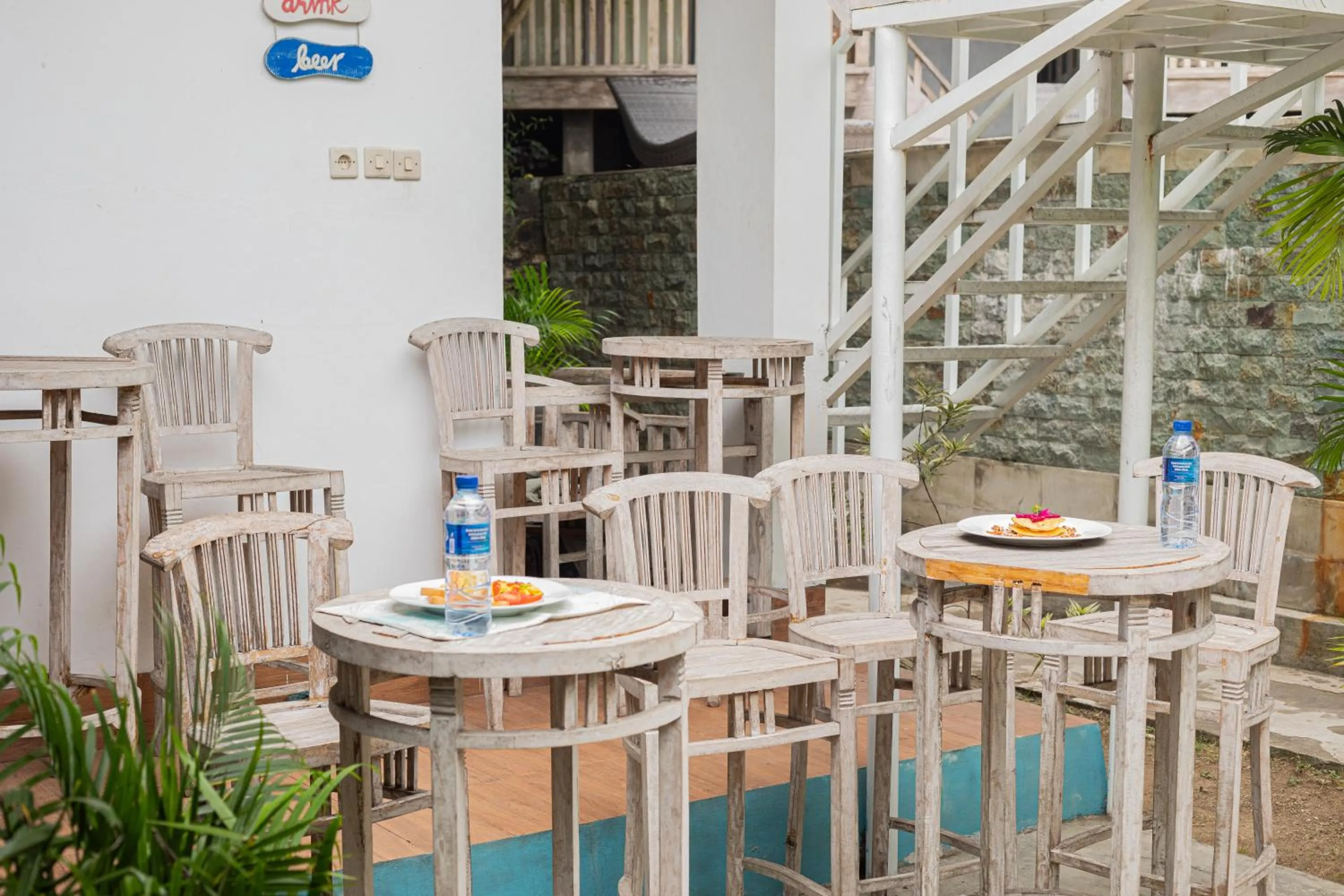 Dining area in Golden Hill Cottage Nusa Penida
