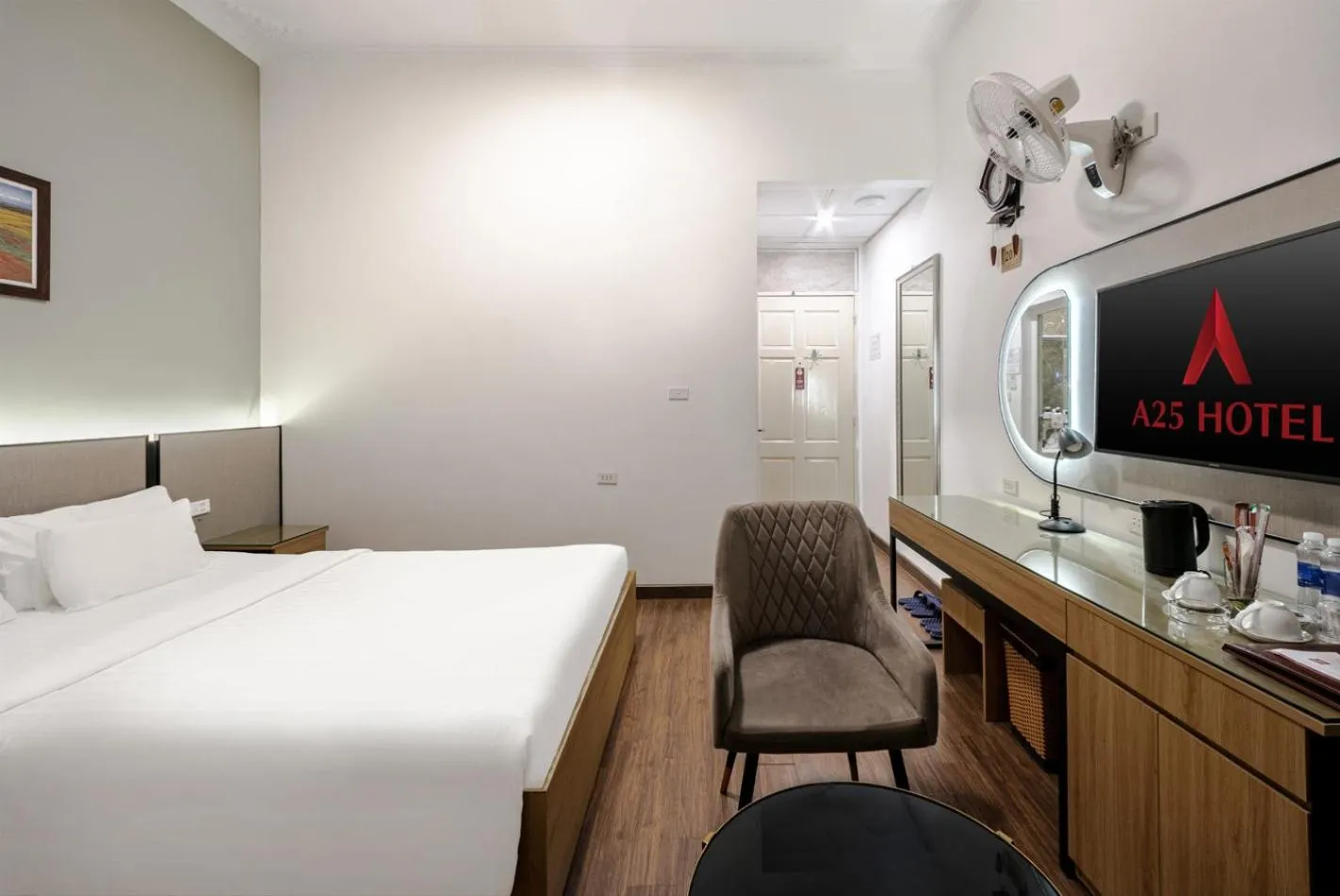 Bed in A25 Hotel - 185-187 Lò Đúc