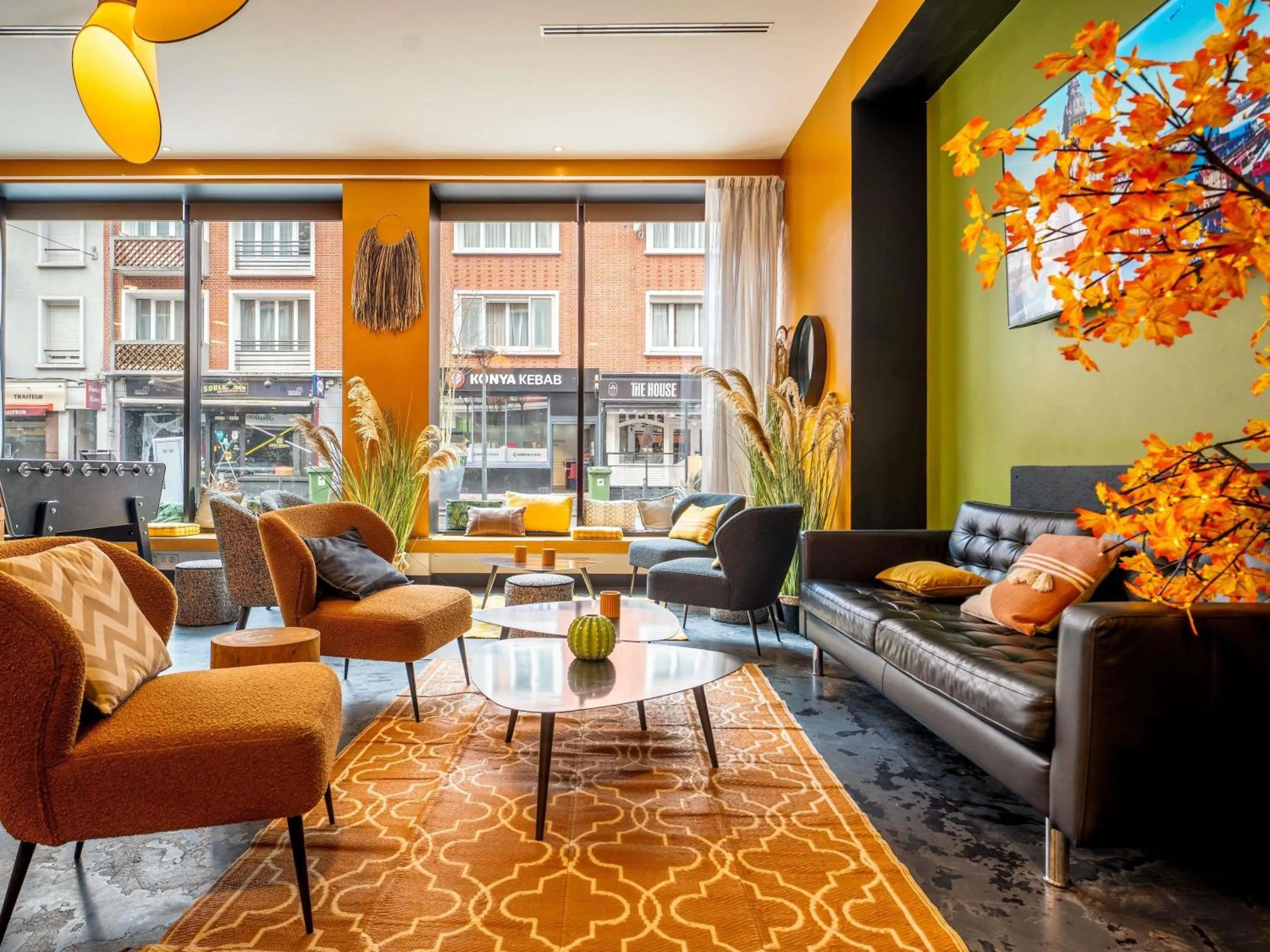 Property building in ibis Styles Calais Centre