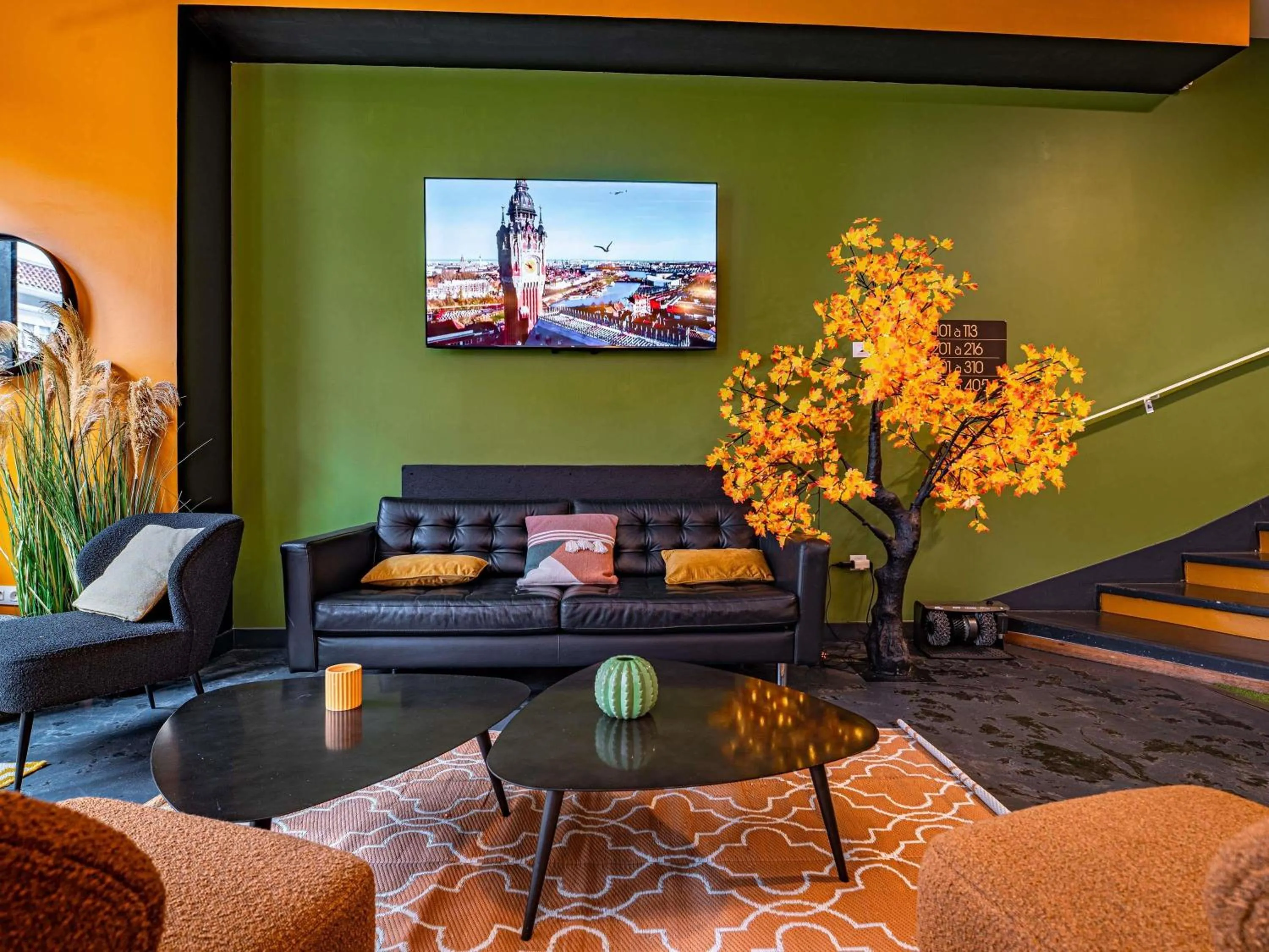 Property building in ibis Styles Calais Centre