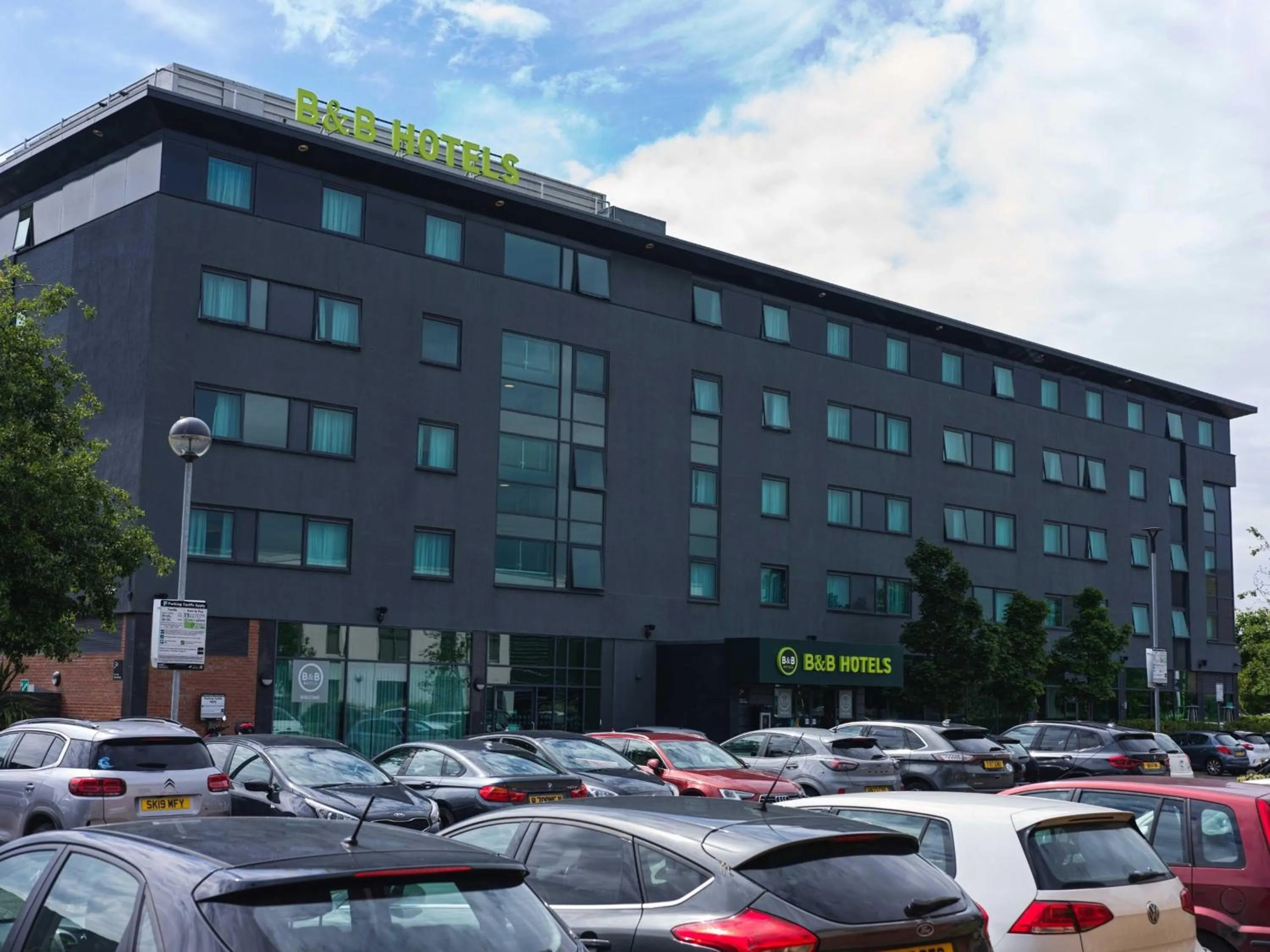 Property building in B&B HOTEL Derby