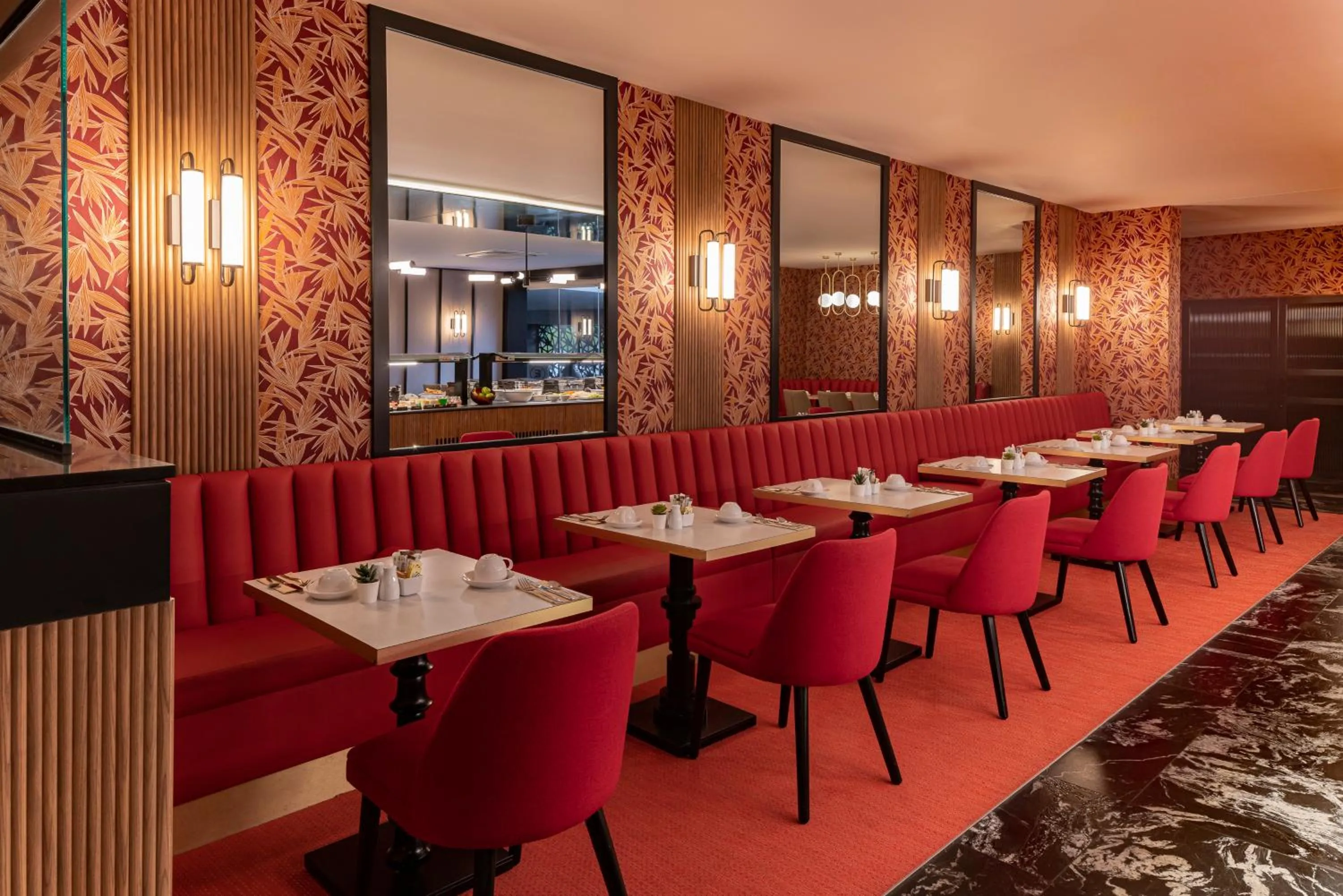 Restaurant/places to eat in Hotel Real del Rio