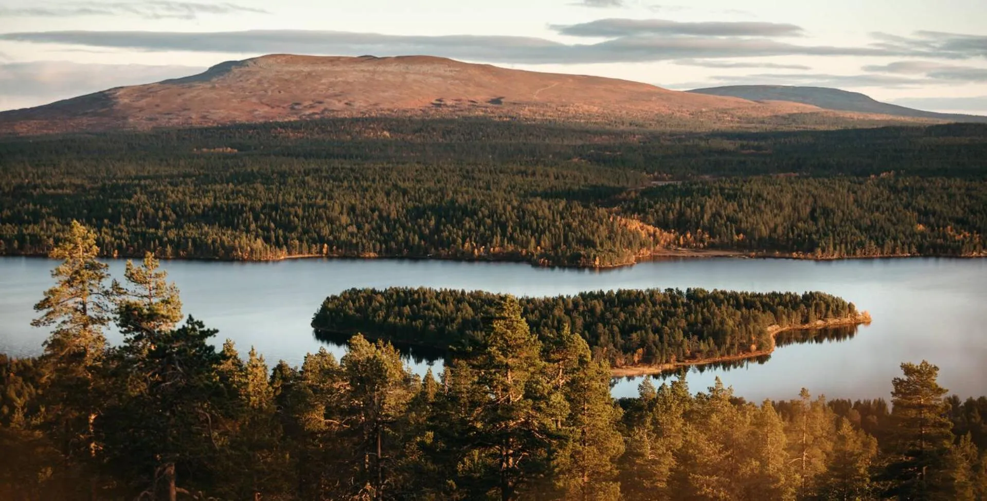 Natural landscape in Lapland Hotels Hetta