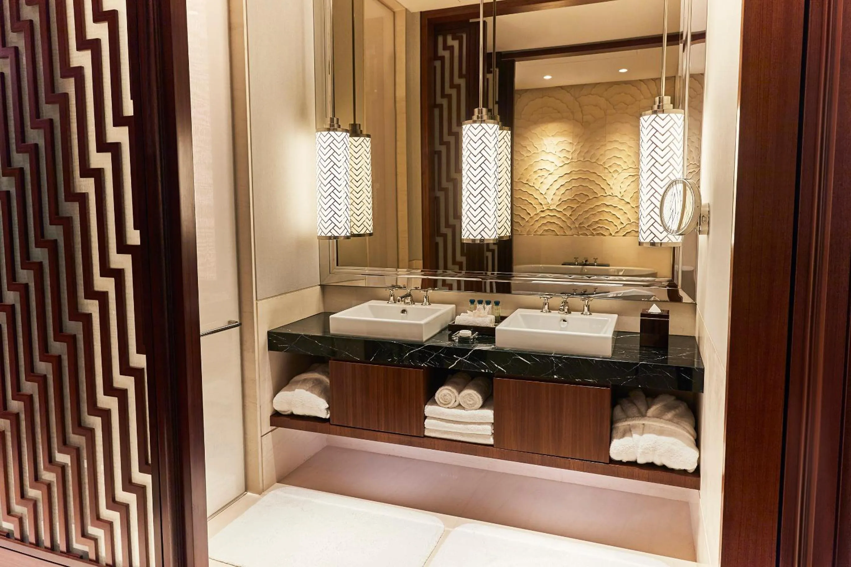 Bathroom in The Capitol Kempinski Hotel Singapore