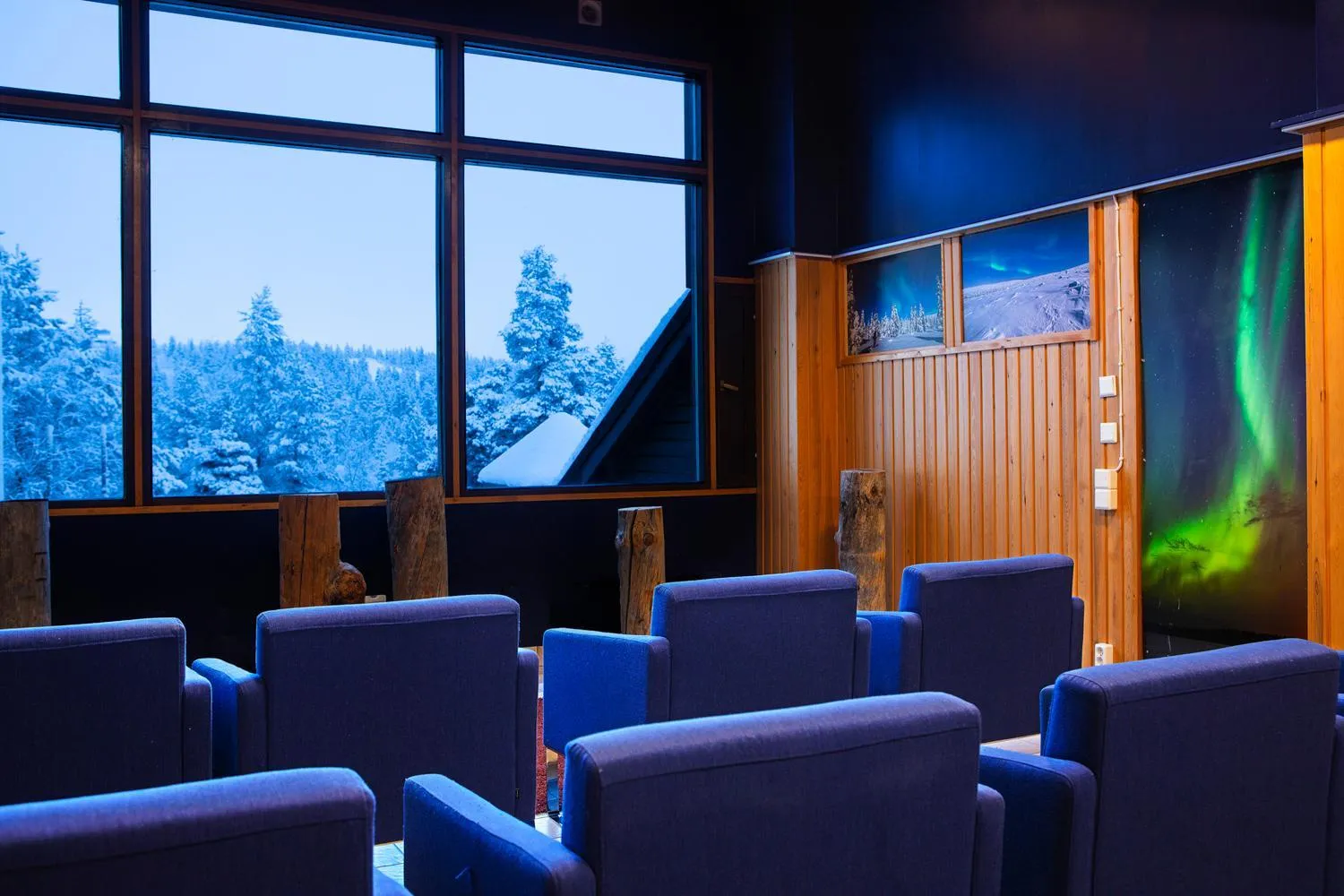 Seating area in Lapland Hotels Riekonlinna