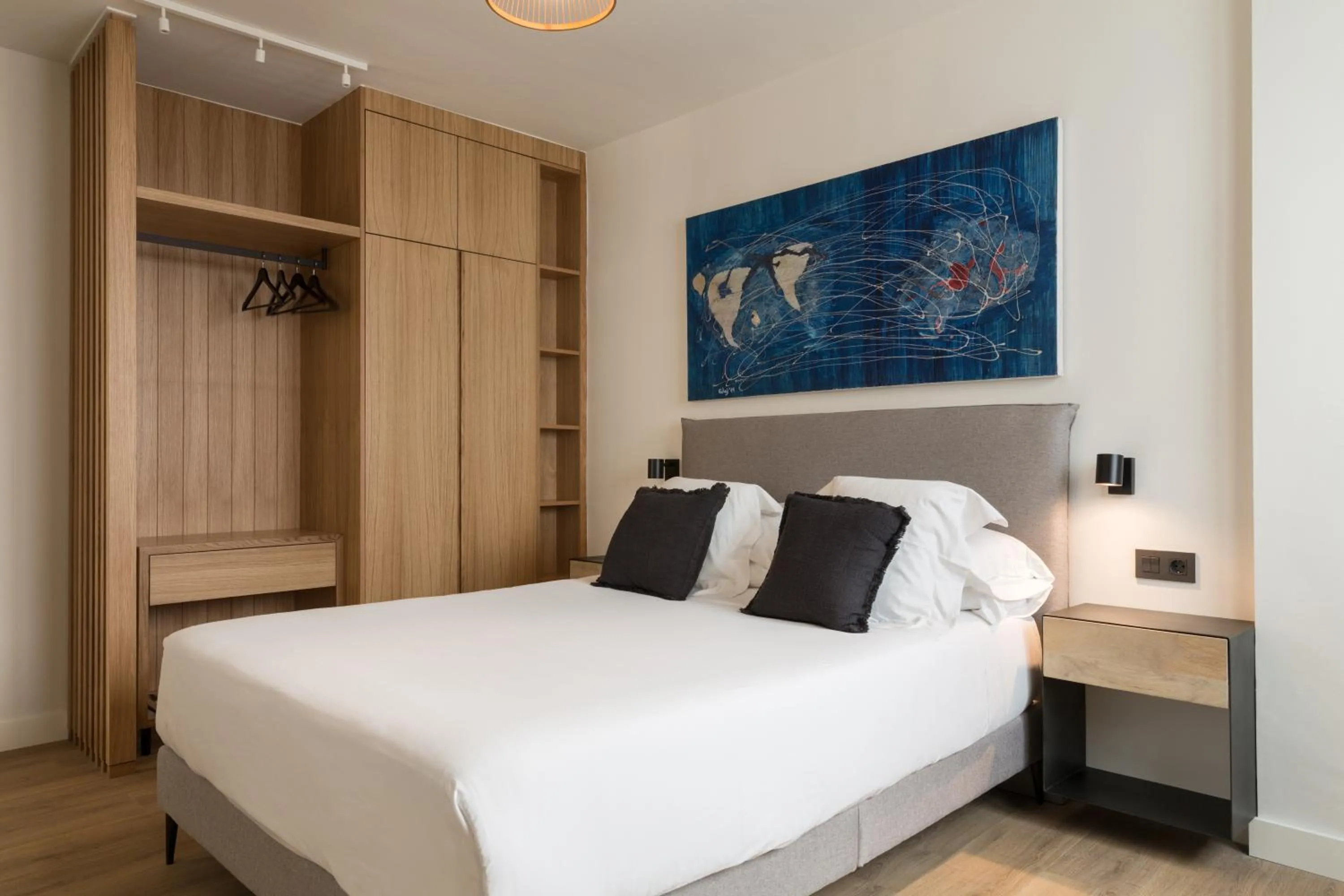 Bedroom, Bed in Puerta Catedral Suites