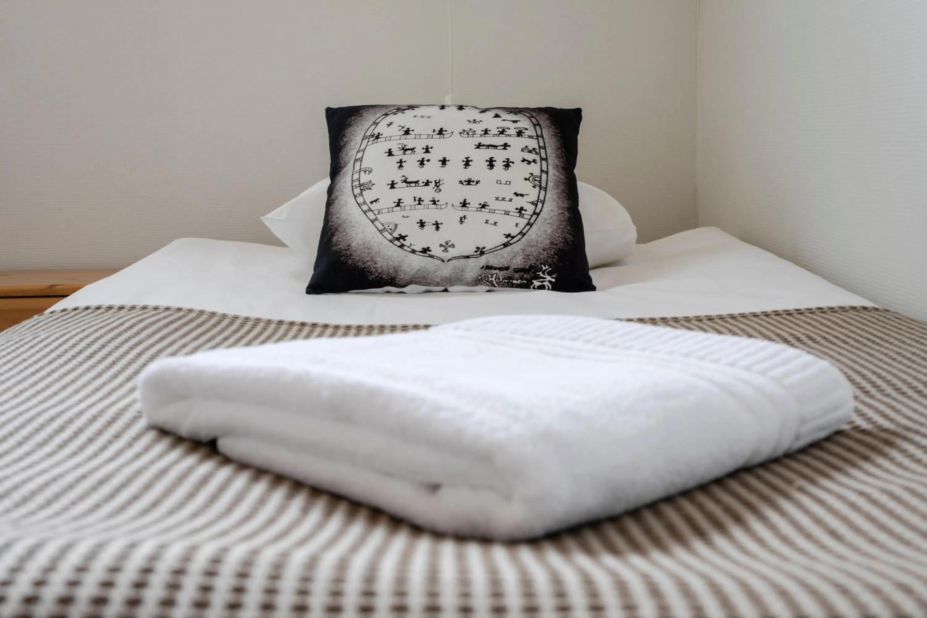 Bed in Lapland Hotels Äkäshotelli