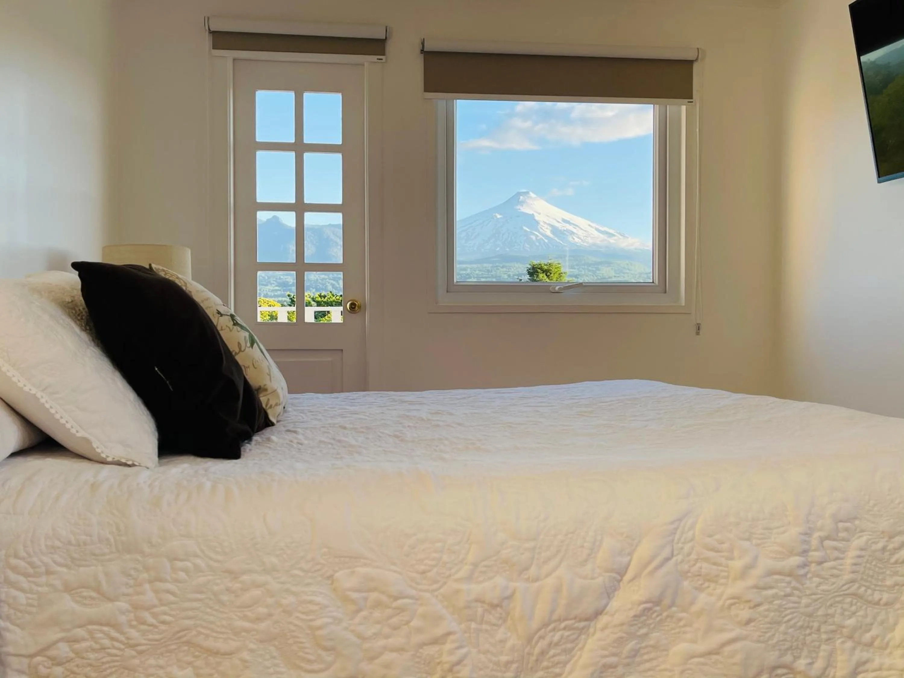 Bedroom, Bed in Hotel Geronimo