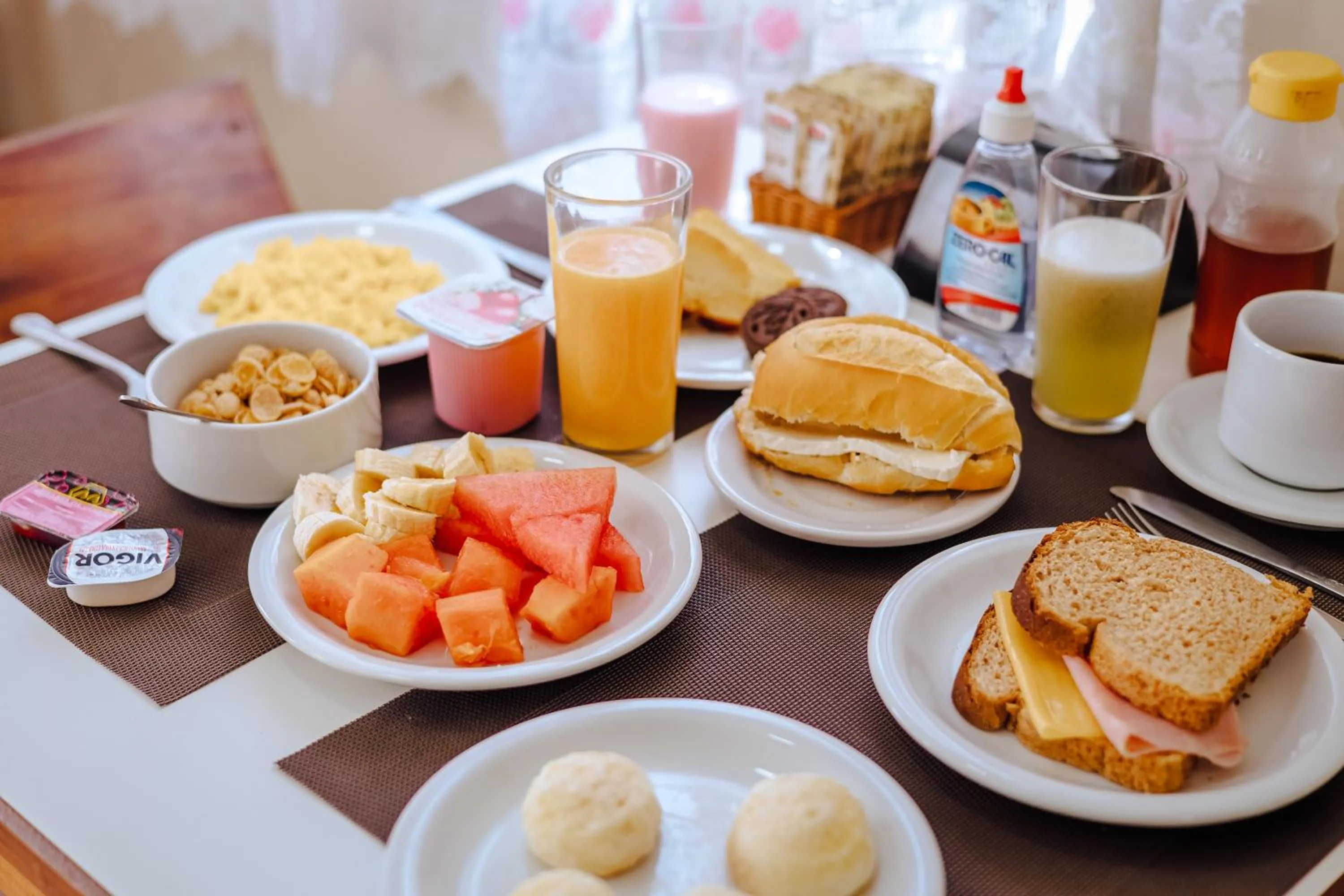 Food and drinks in VELINN Pousada Mirante da Praia Grande