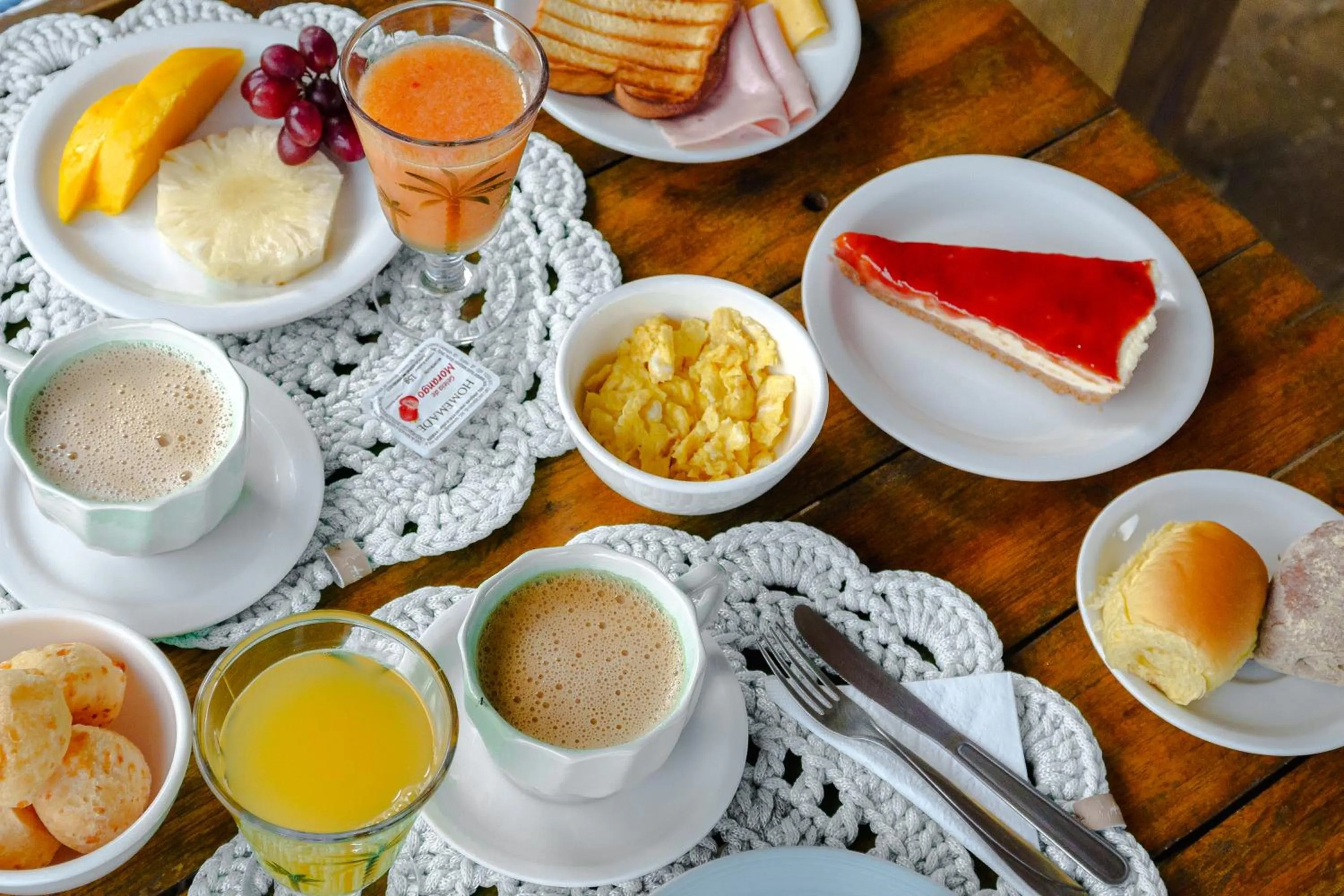 Food and drinks in VELINN Pousada 8 Ilhas