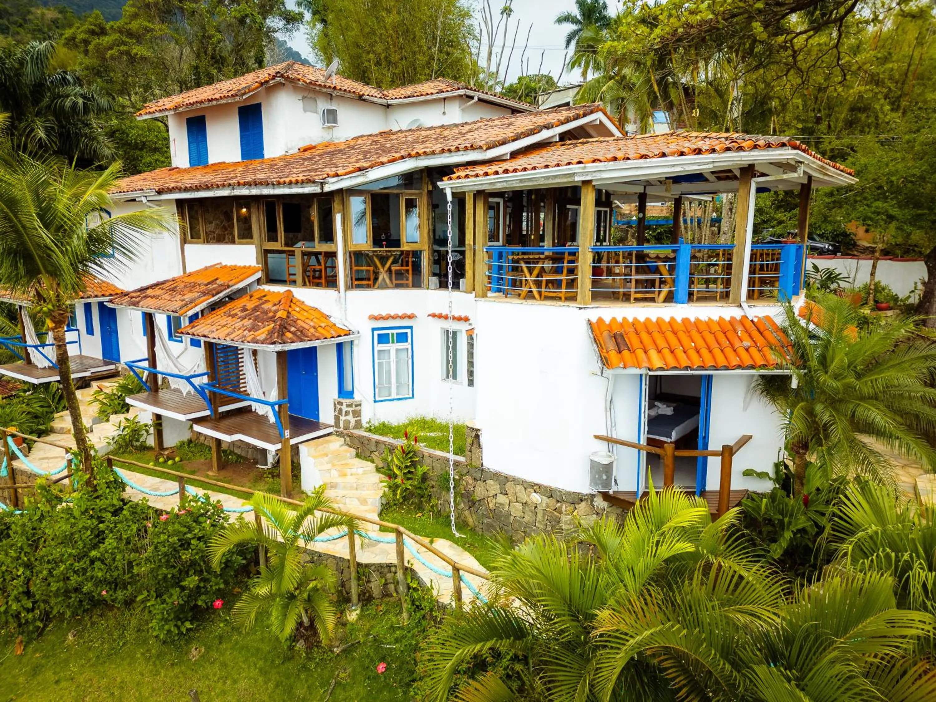 Property building in VELINN Pousada 8 Ilhas