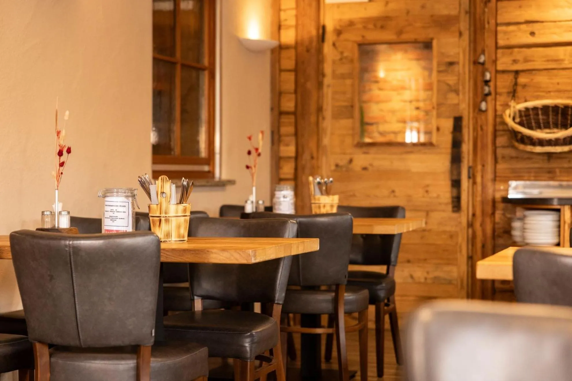 Restaurant/places to eat in Altbau Gasthaus Amboss