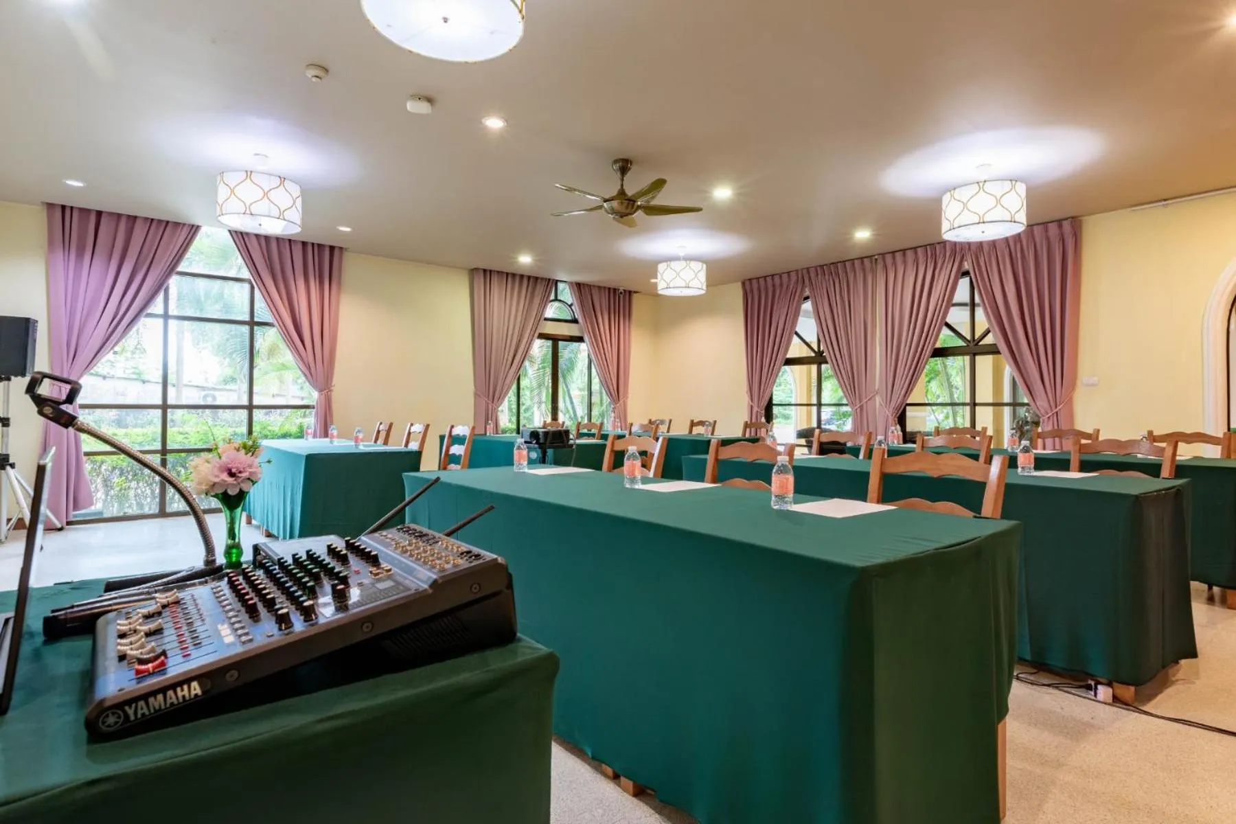 ROYAL PINEAPPLE HOTEL l a welcome to wealth and good fortune