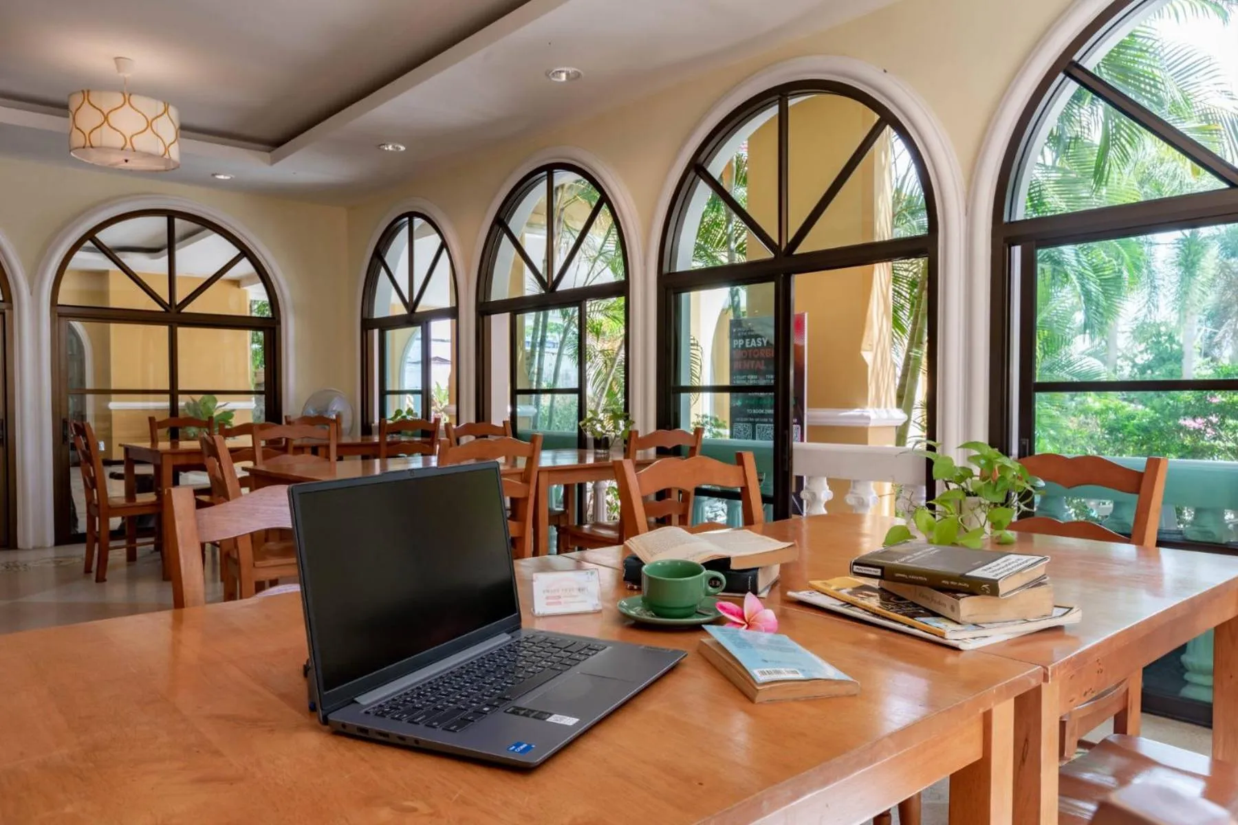 ROYAL PINEAPPLE HOTEL l a welcome to wealth and good fortune