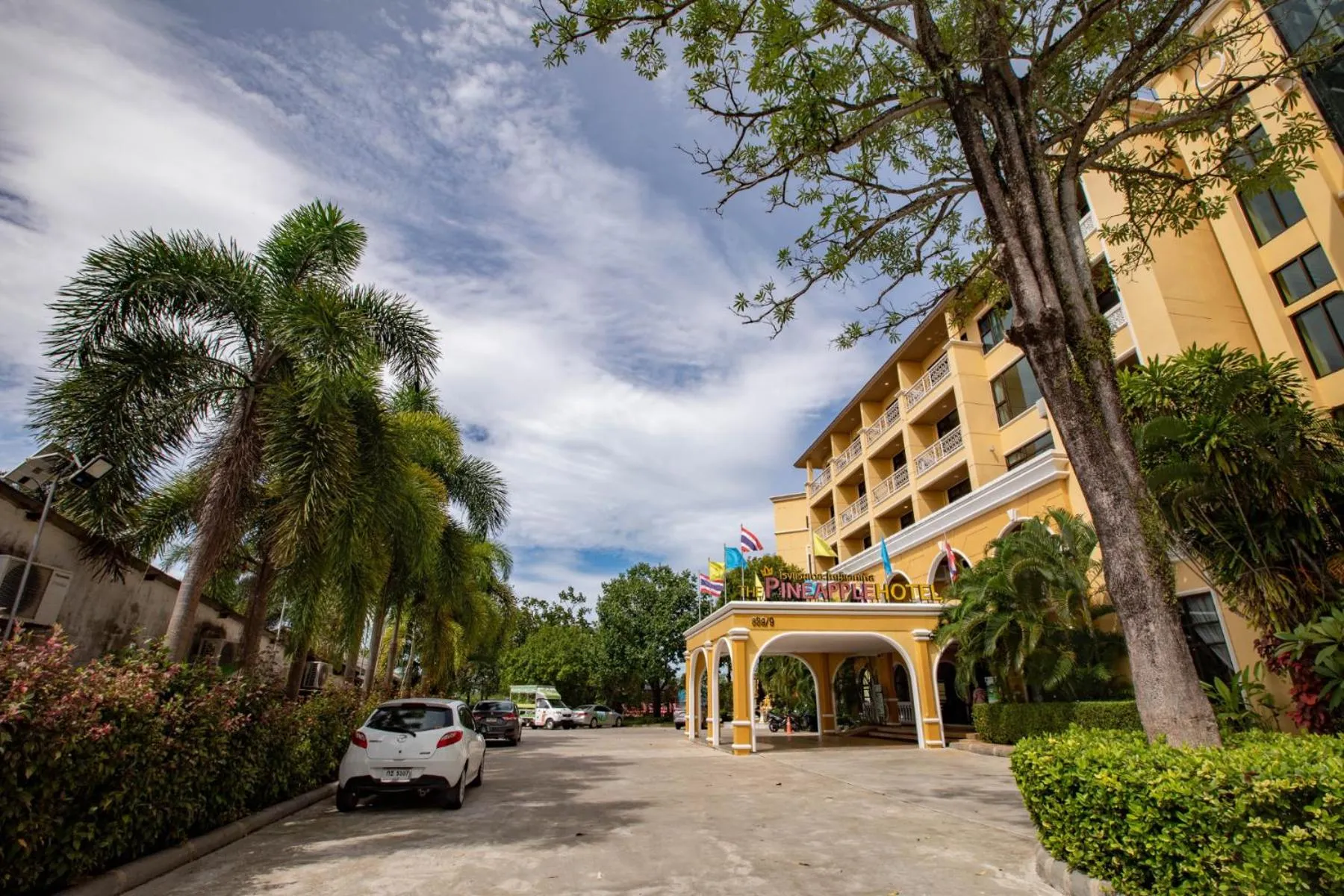 ROYAL PINEAPPLE HOTEL l a welcome to wealth and good fortune