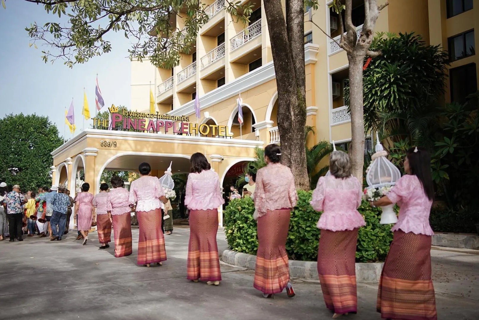 Banquet/Function facilities in ROYAL PINEAPPLE HOTEL l a welcome to wealth and good fortune