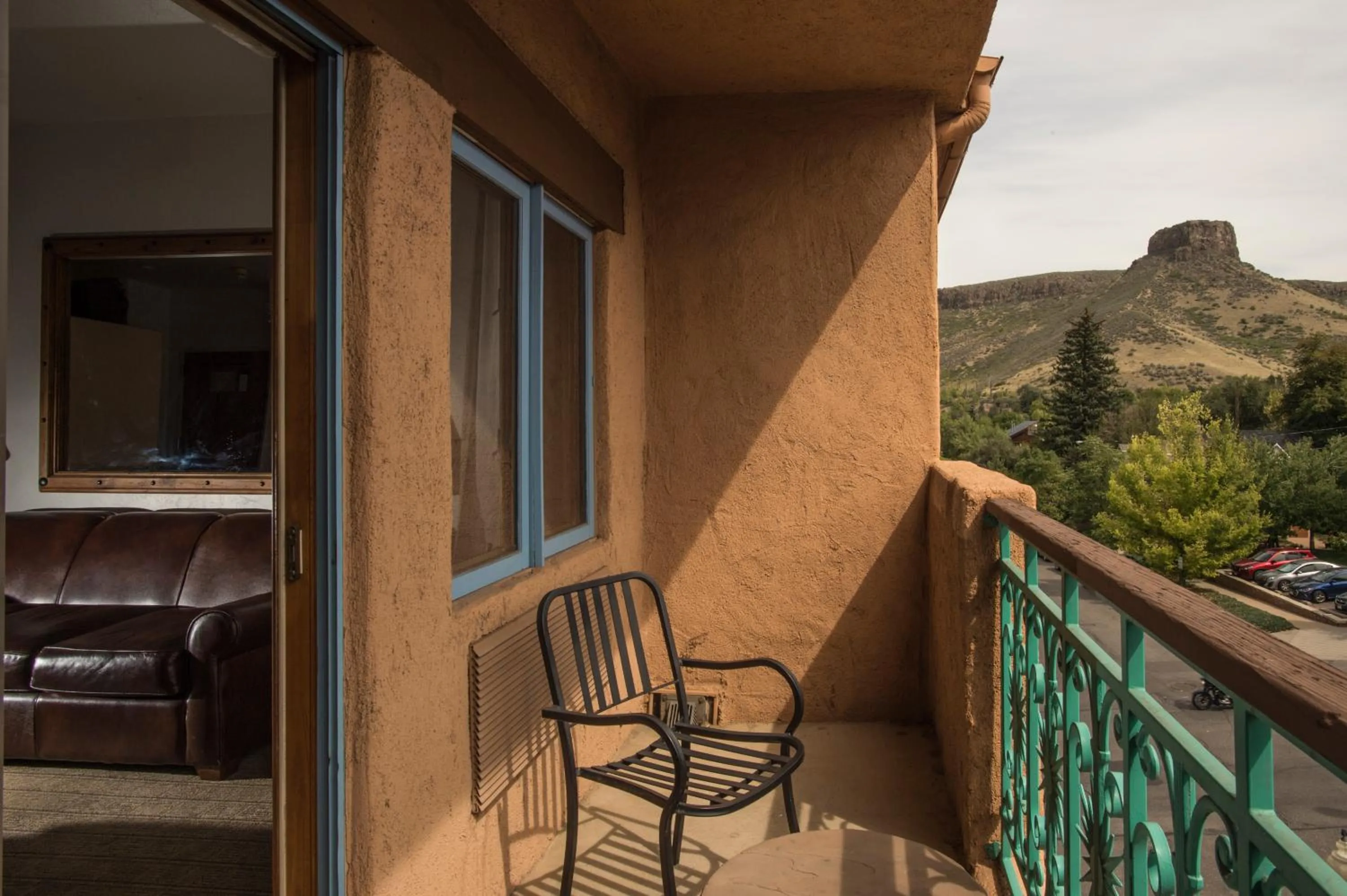 Mountain view in Table Mountain Inn