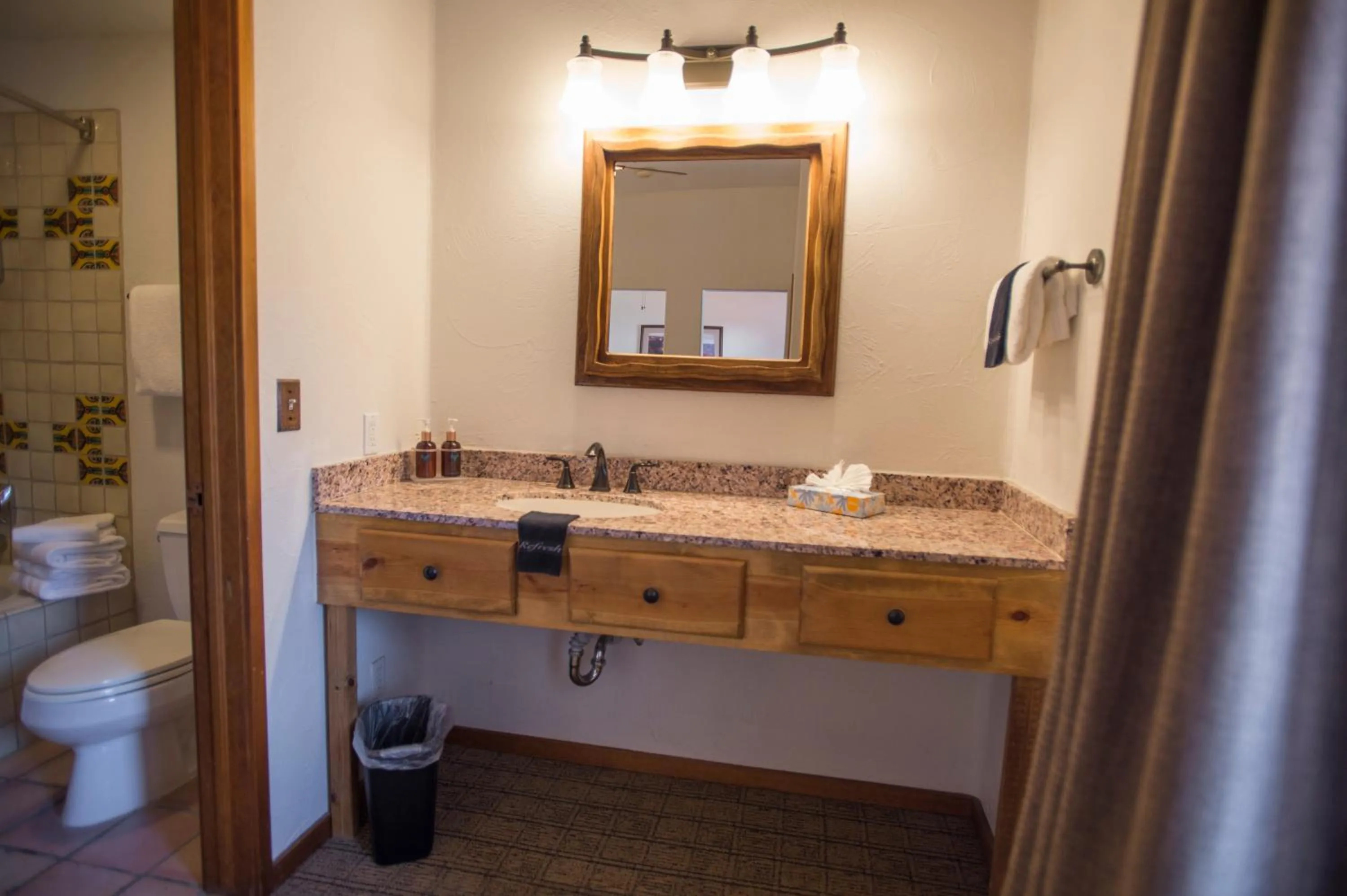 Bathroom in Table Mountain Inn