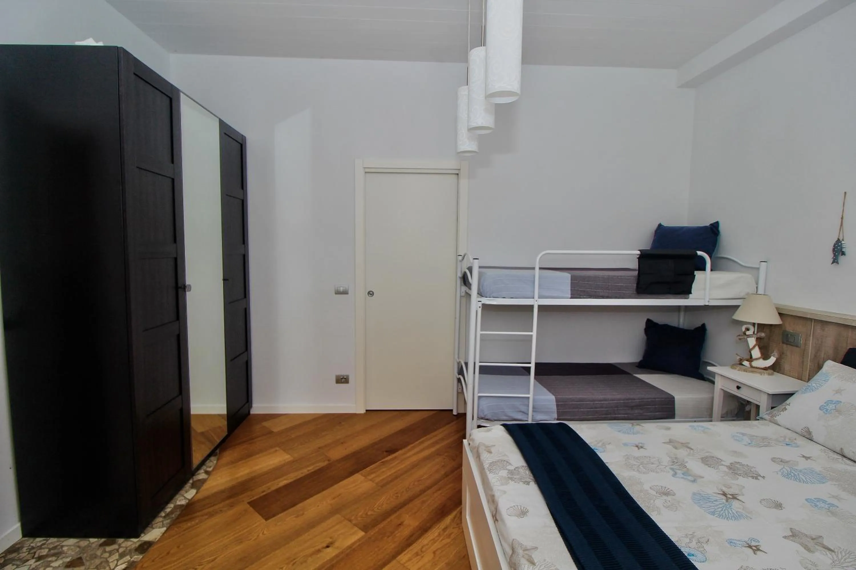 Photo of the whole room in B&B Sea and Garden