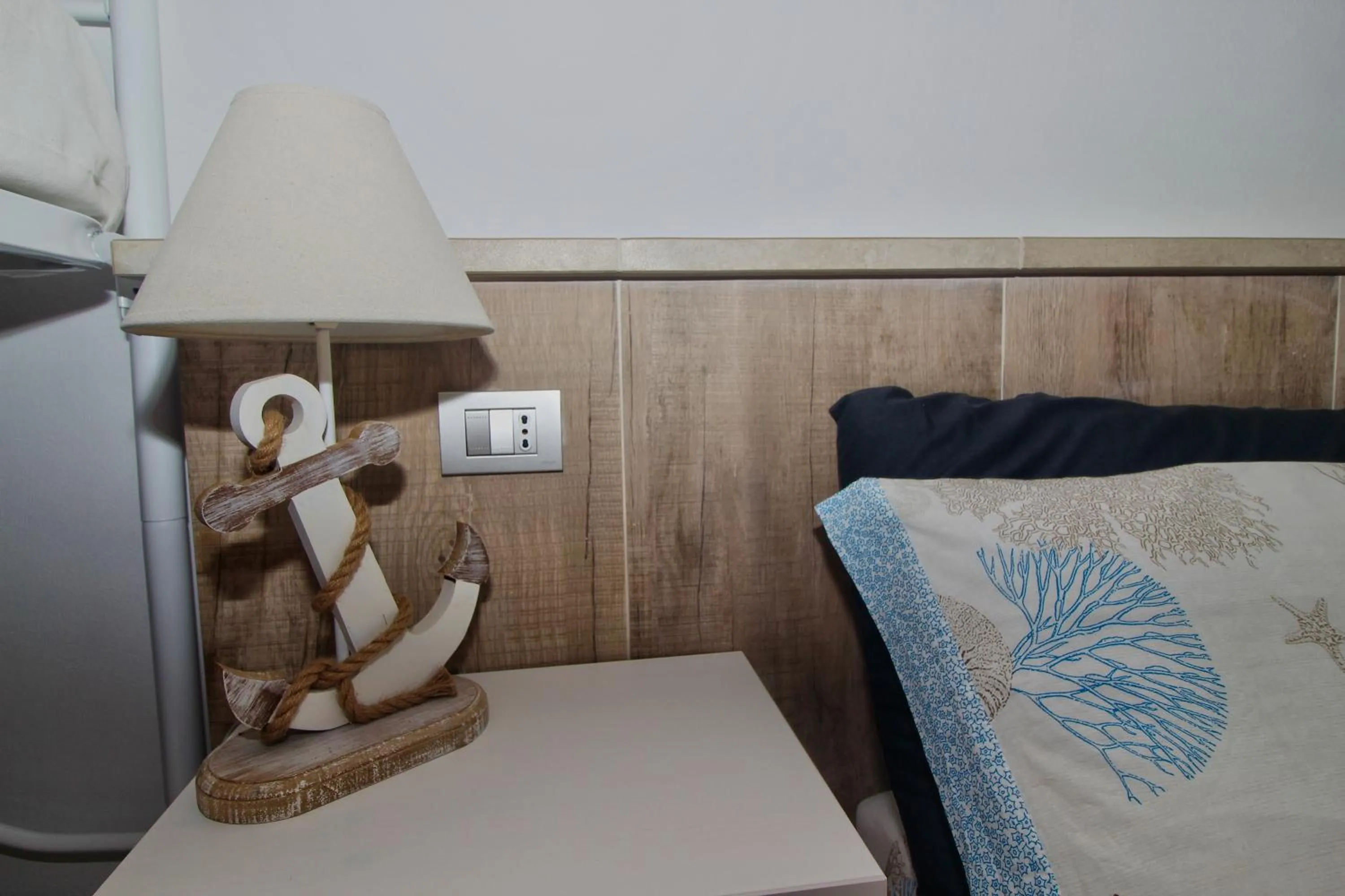 Decorative detail in B&B Sea and Garden