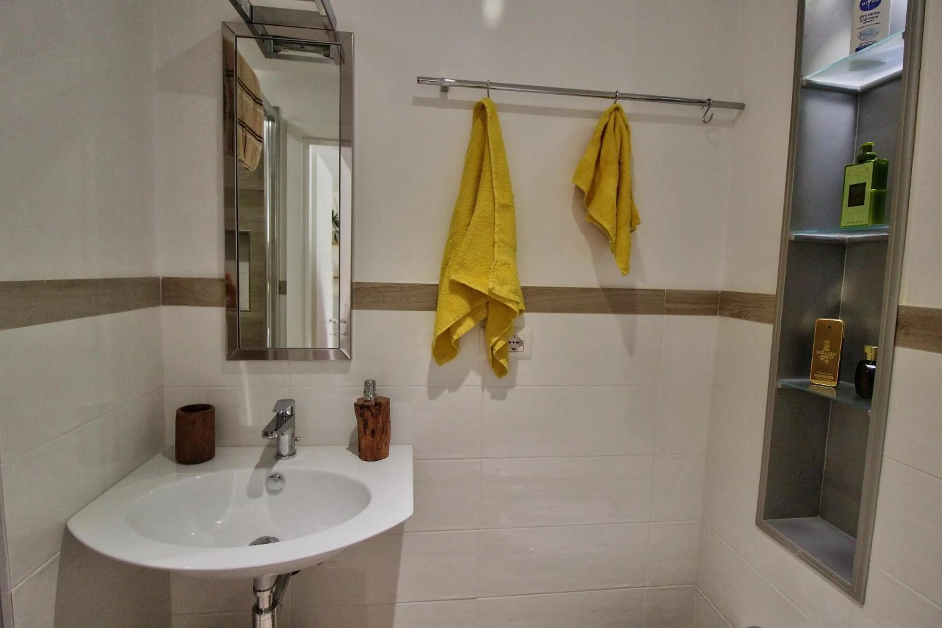 Bathroom in B&B Sea and Garden