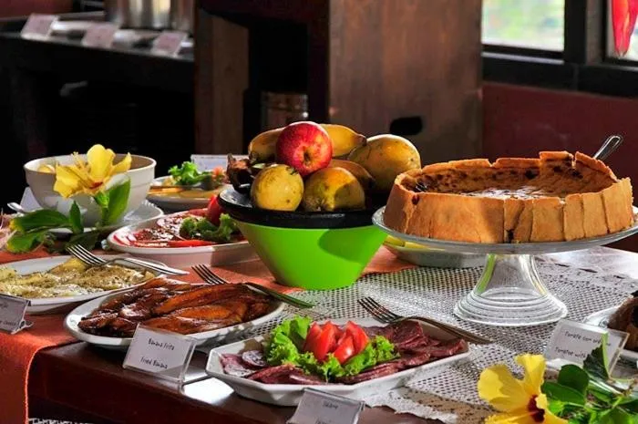 Restaurant/places to eat in Pousada Jambo