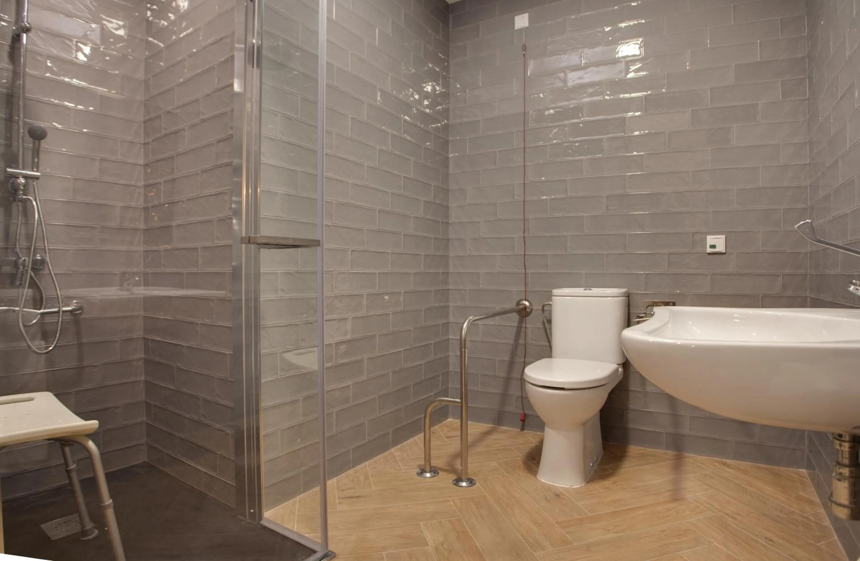 Shower in SUITES YOU Soho