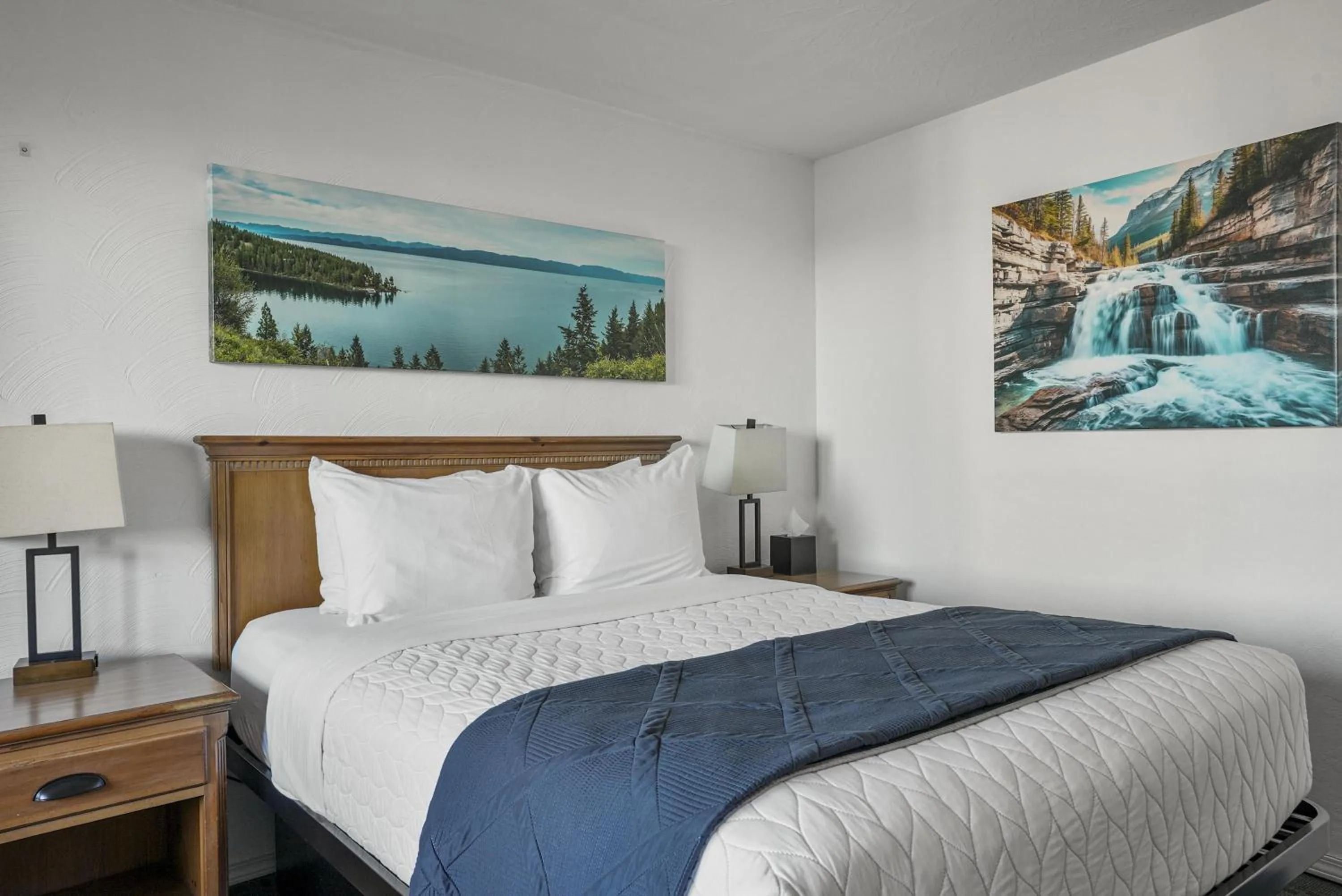 Bedroom in Americas Best Value Inn Polson