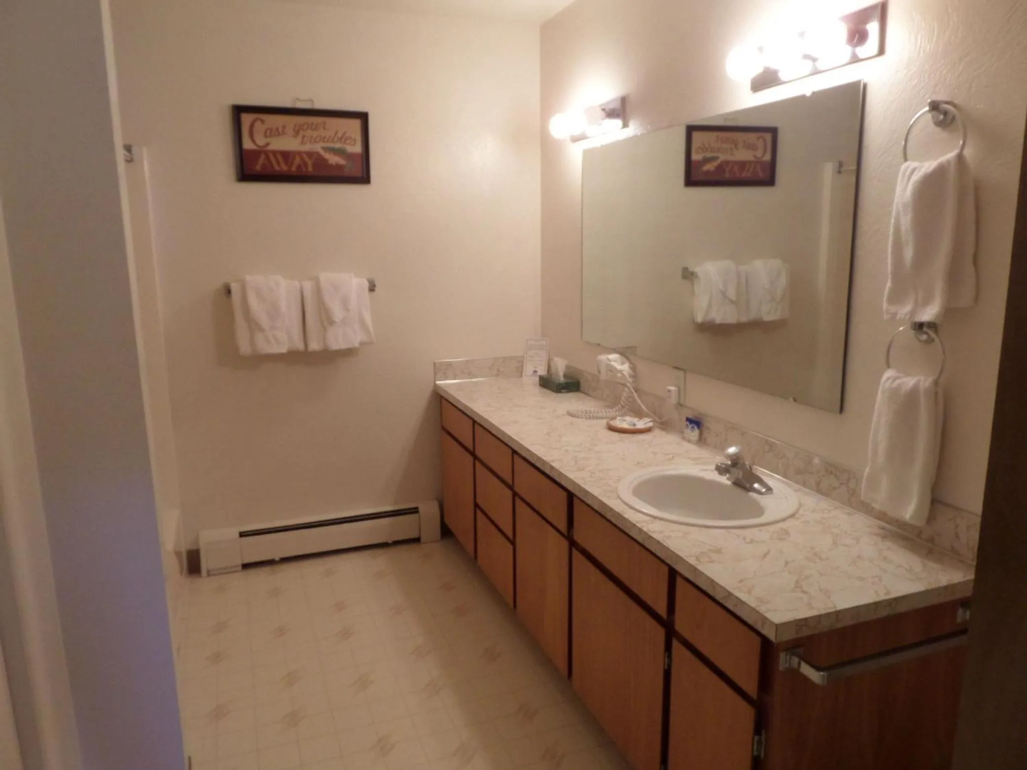 Bathroom in Americas Best Value Inn Polson