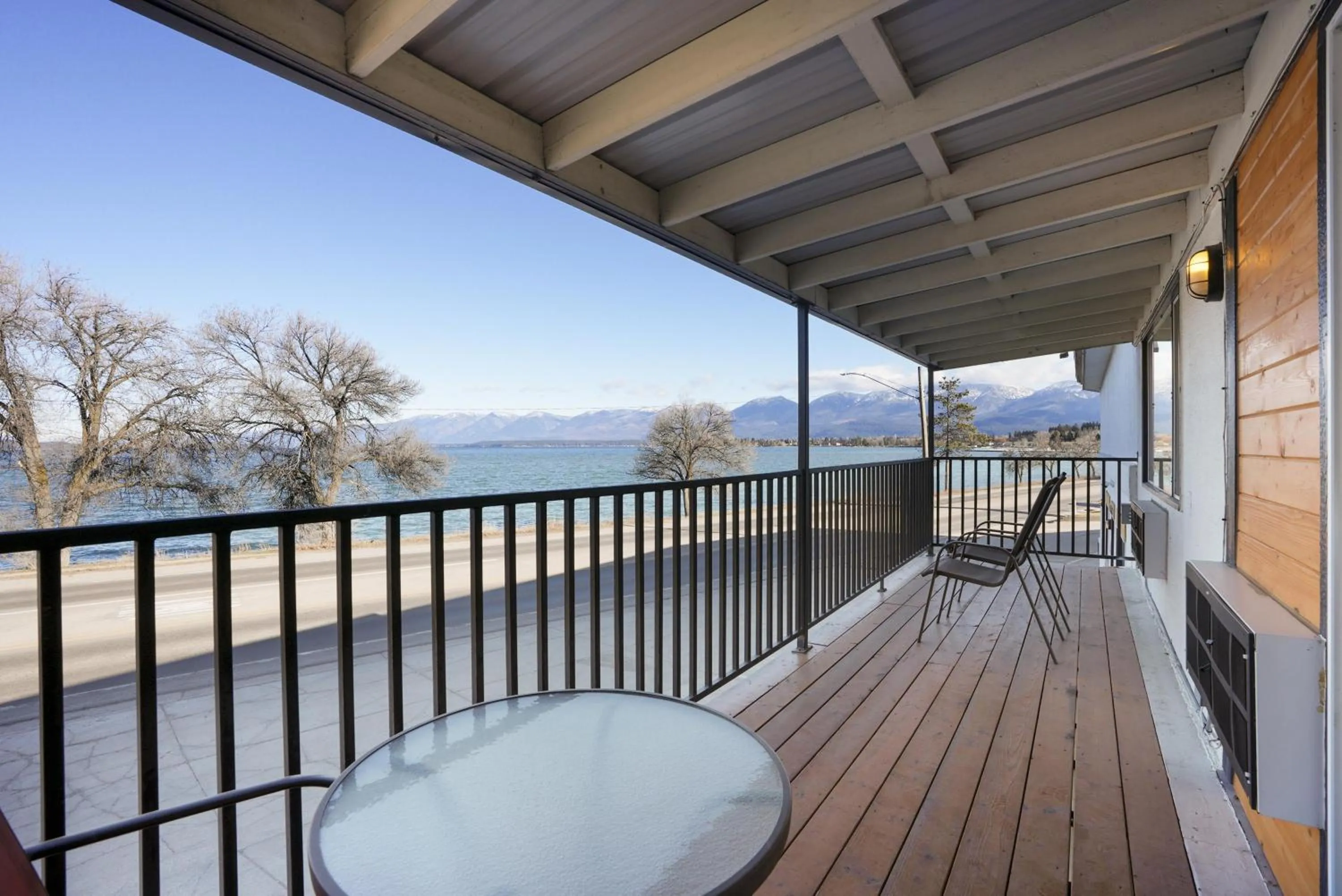 Bedroom in Americas Best Value Inn Polson