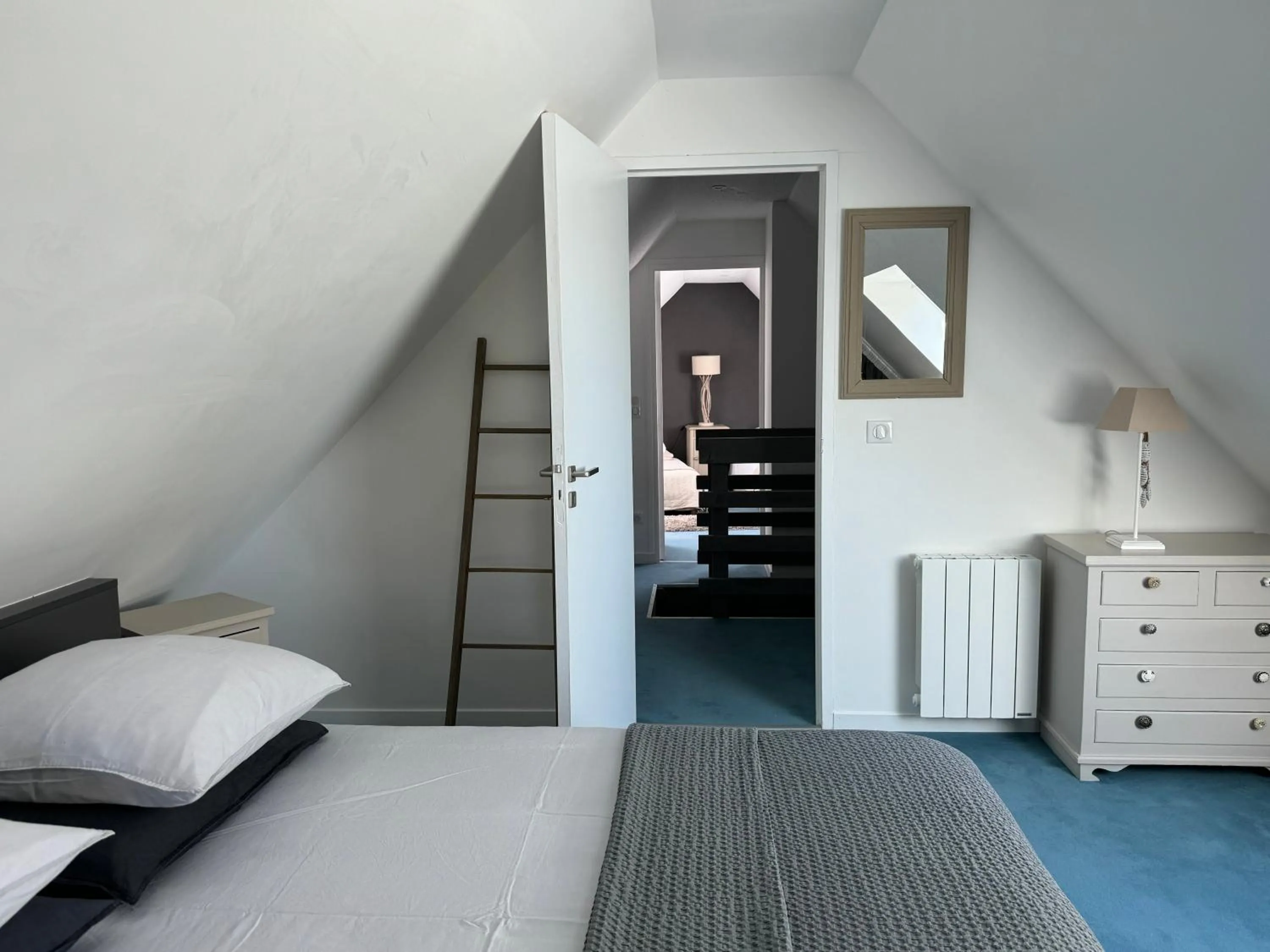 Photo of the whole room, Bed in Pavillon de la plage