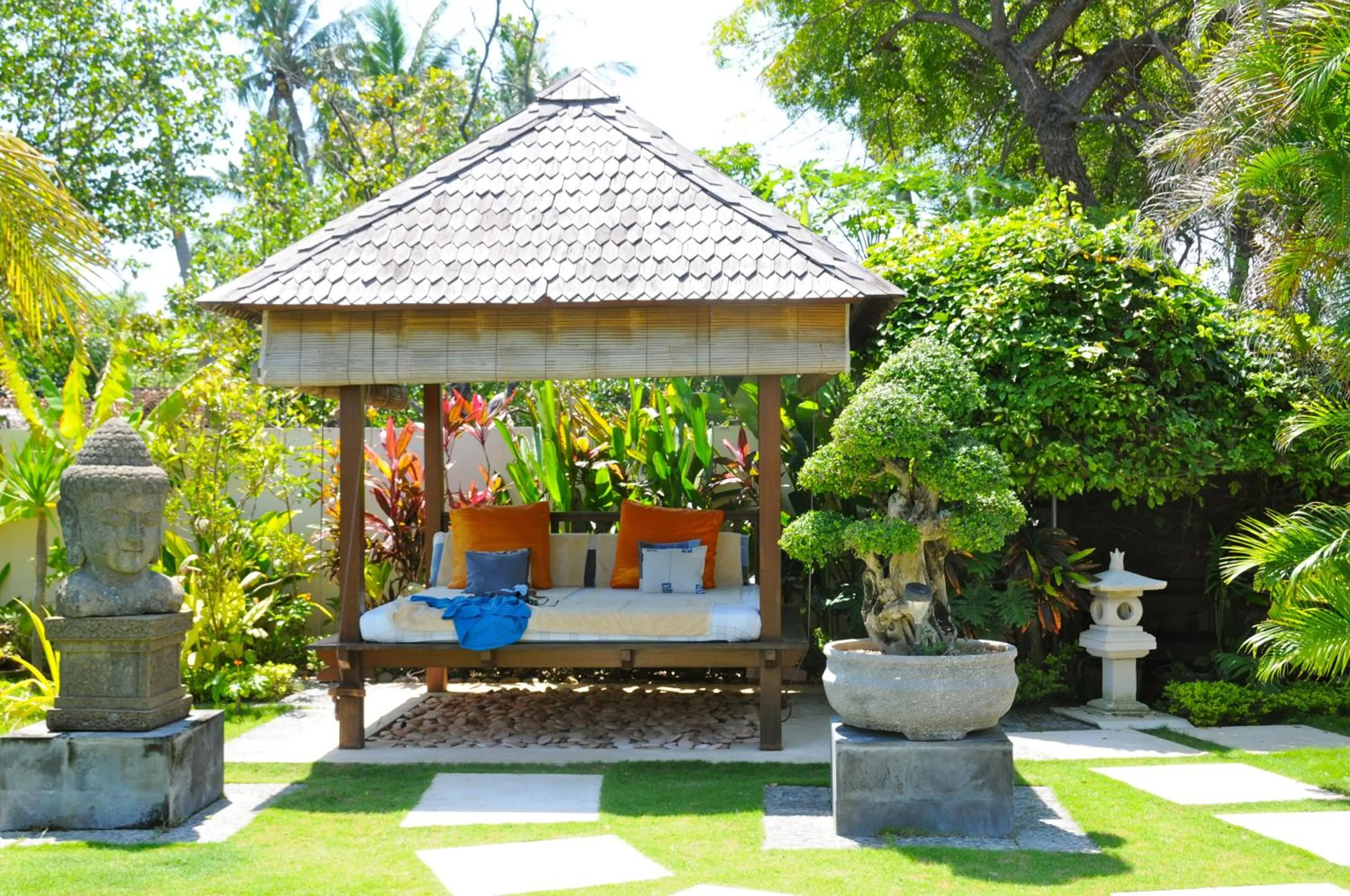 Property building in Frangipani Beach Hotel