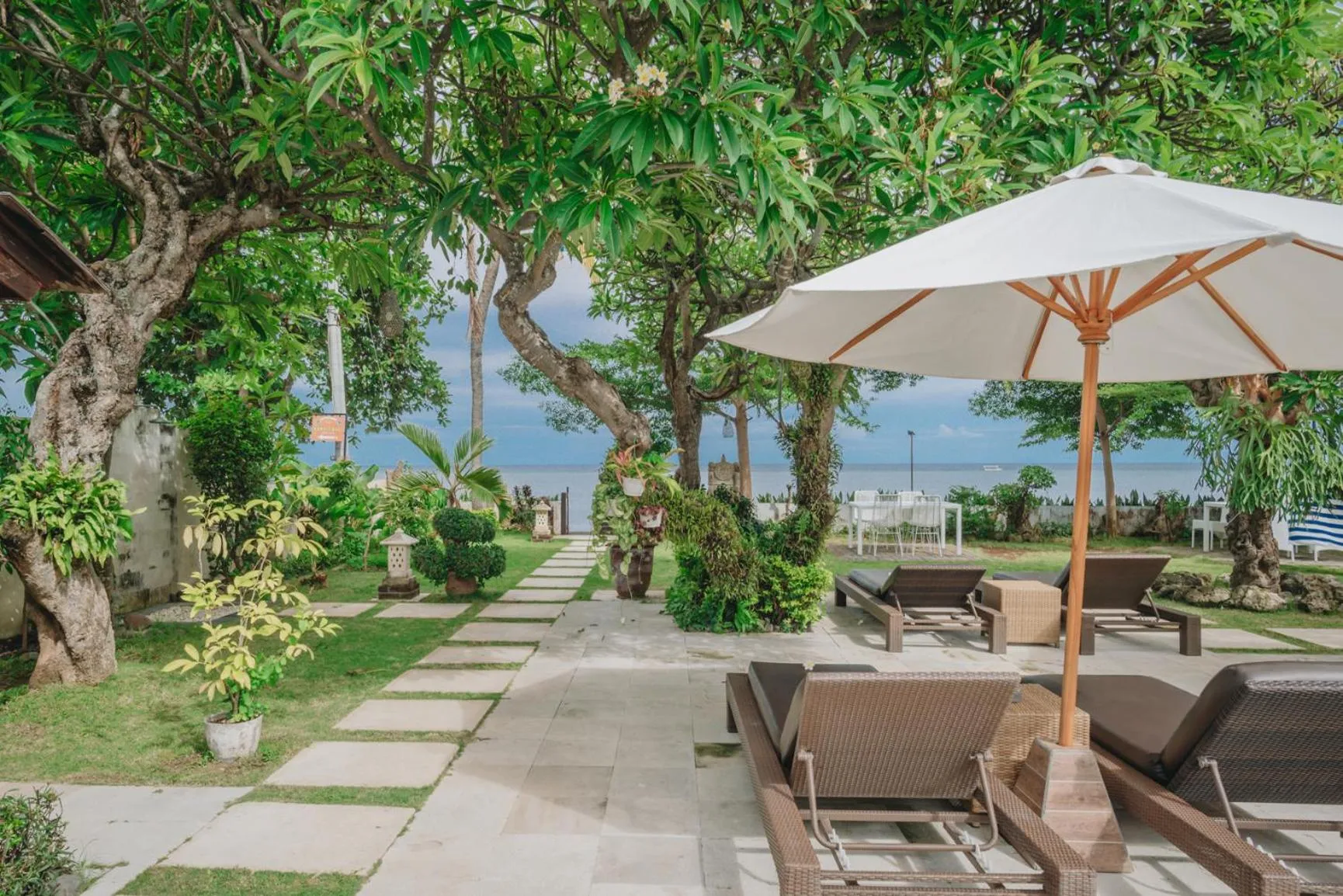 Frangipani Beach Hotel