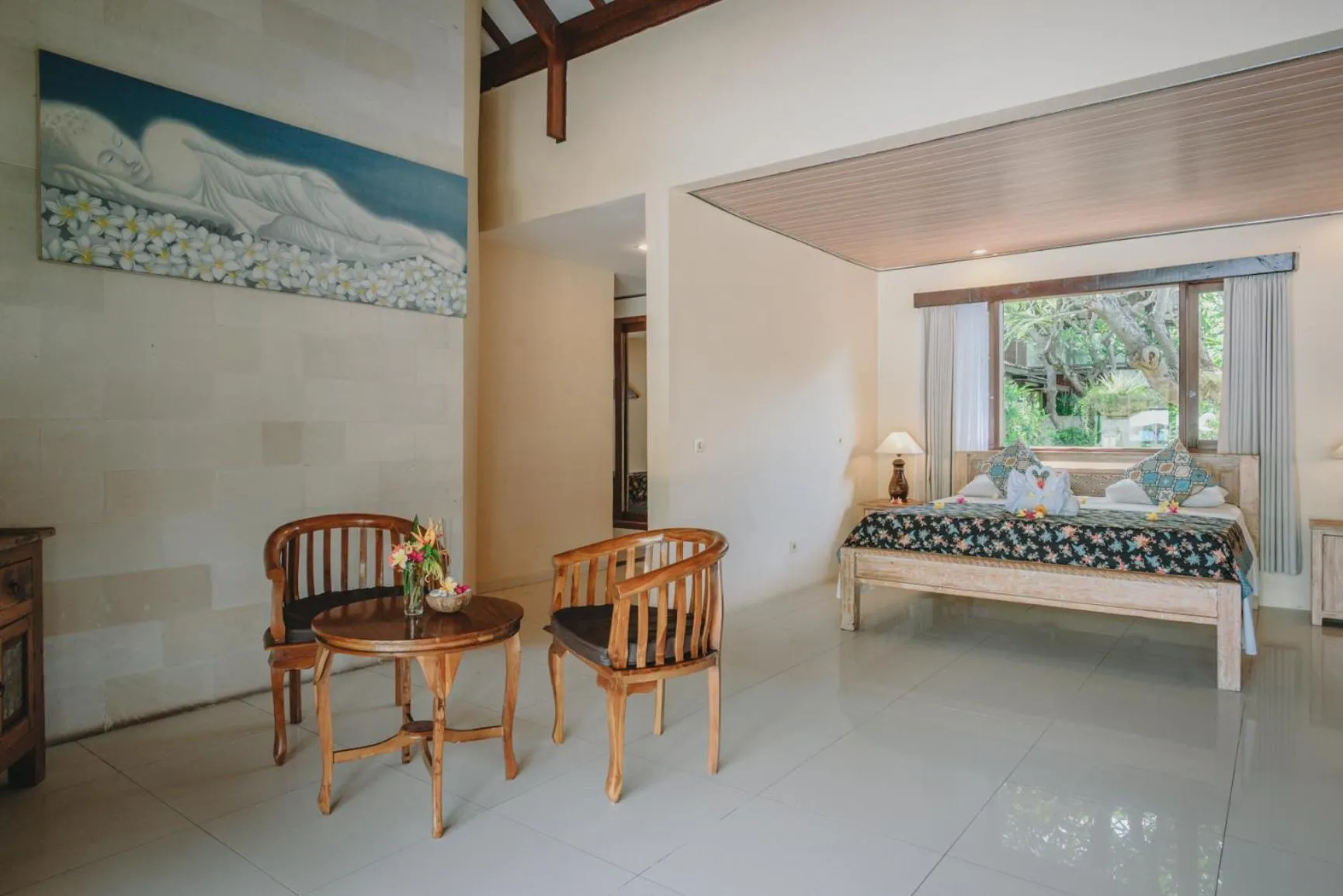 Frangipani Beach Hotel