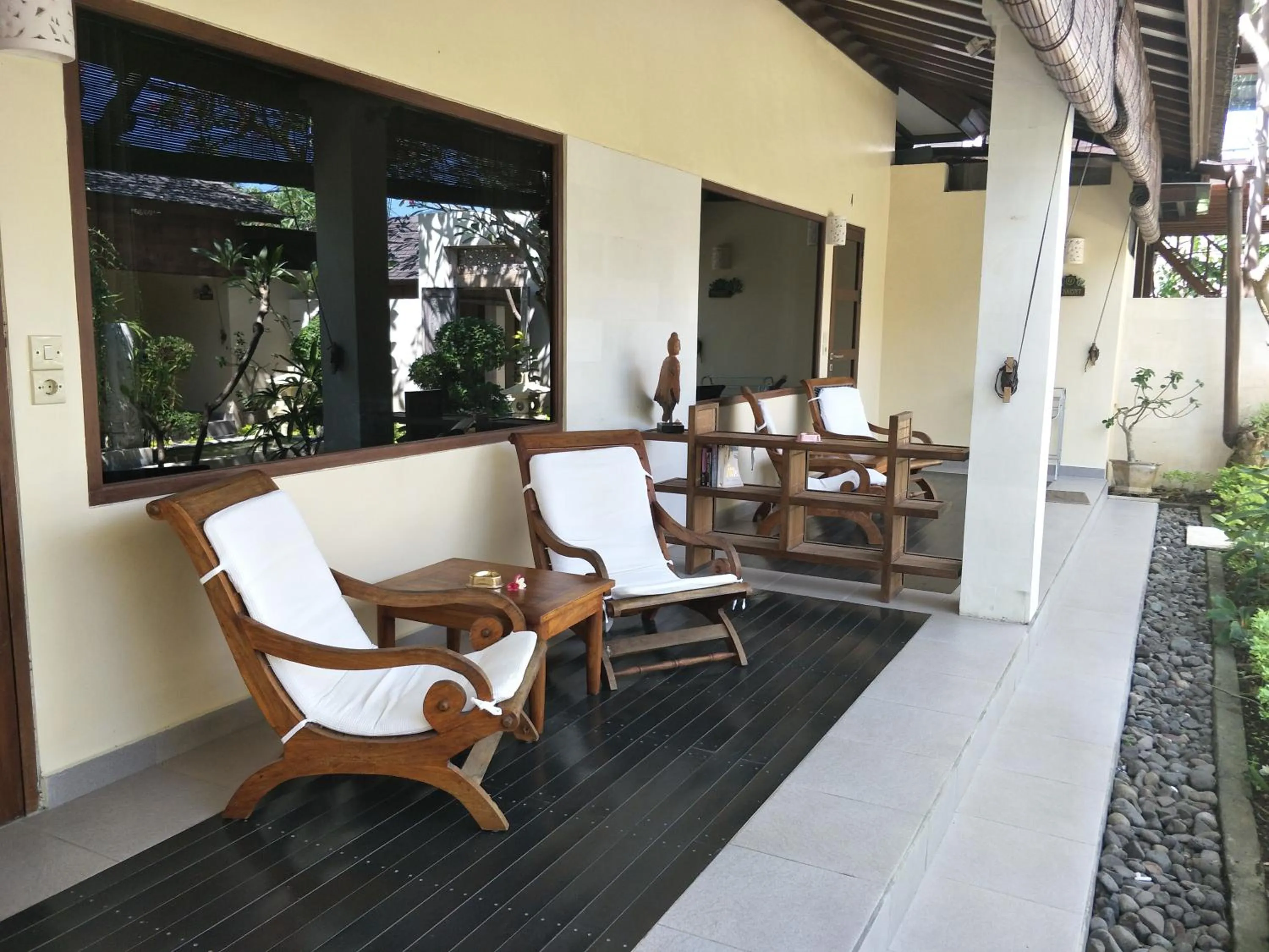 Frangipani Beach Hotel