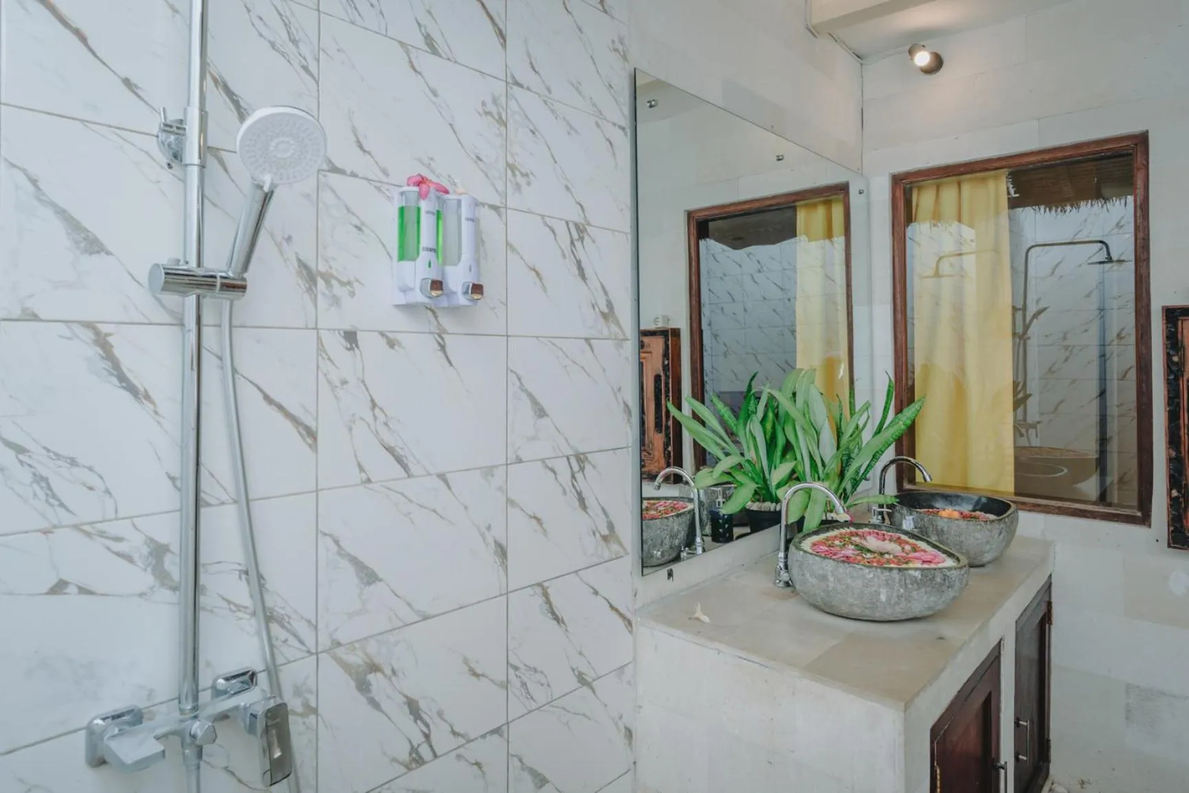 Frangipani Beach Hotel