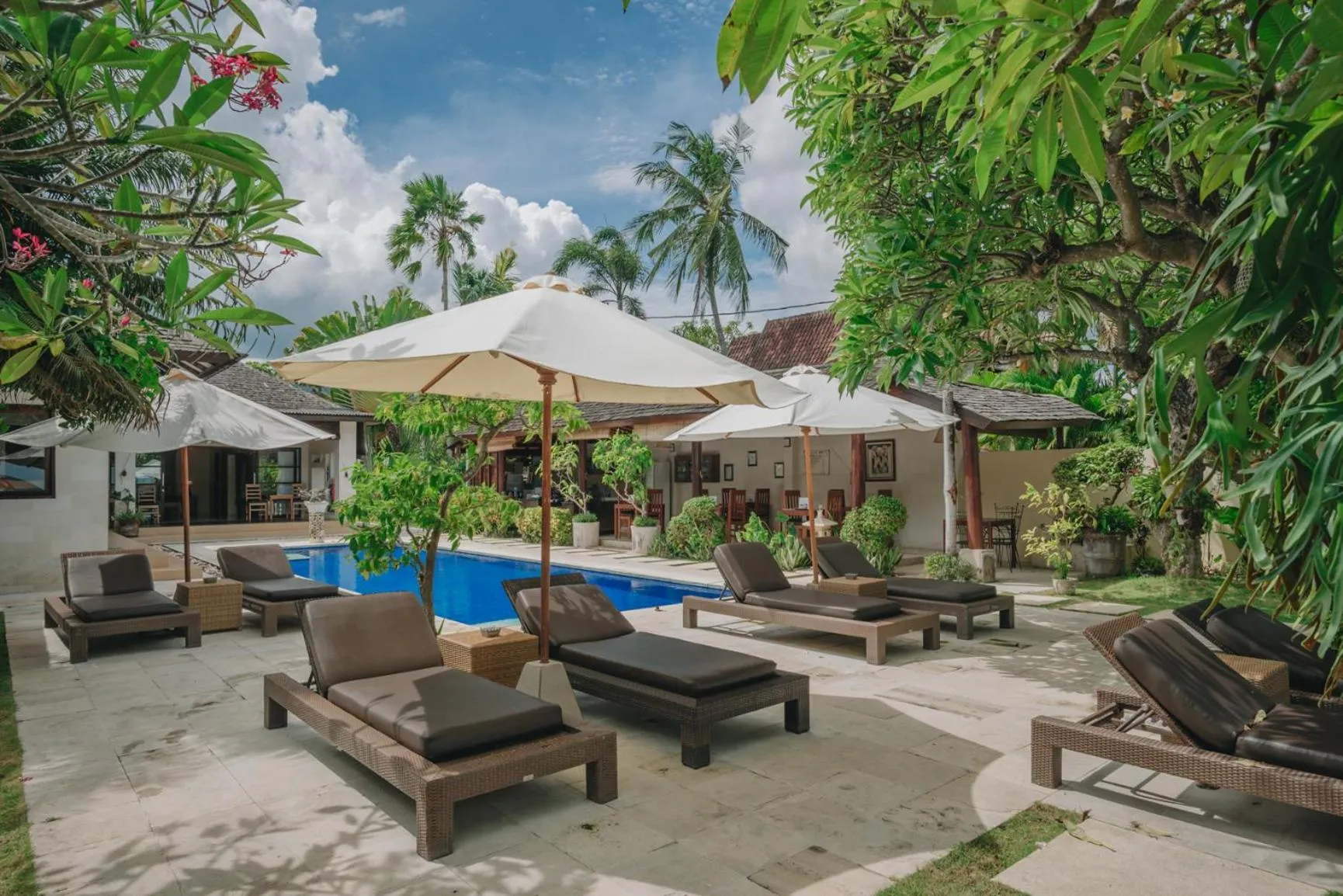 Frangipani Beach Hotel