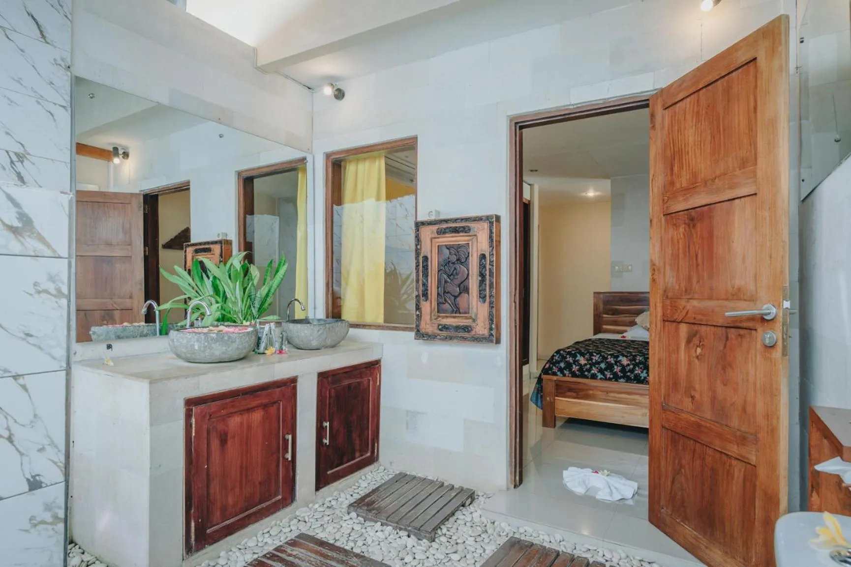 Bed in Frangipani Beach Hotel