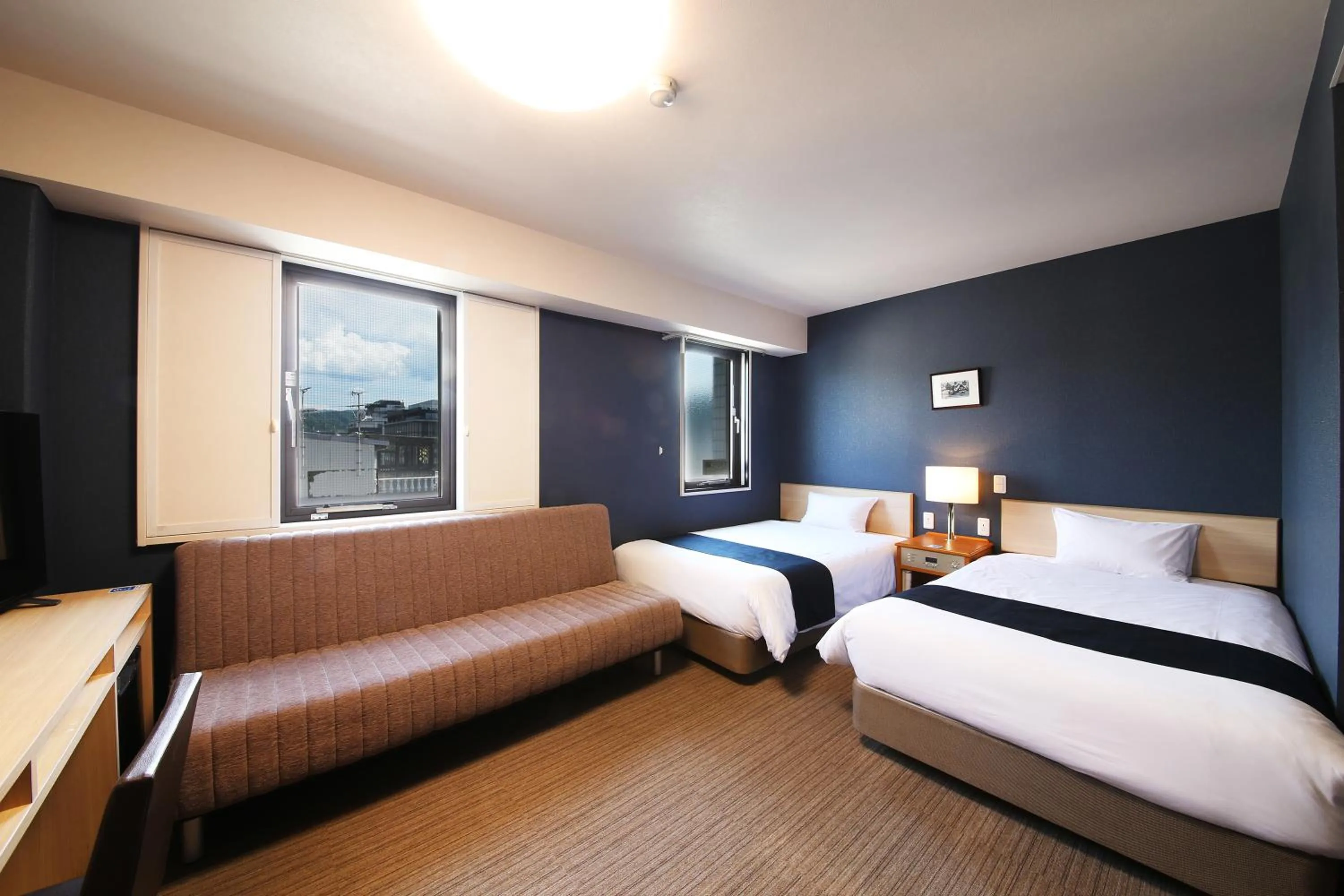 Photo of the whole room, Bed in Country Hotel Takayama