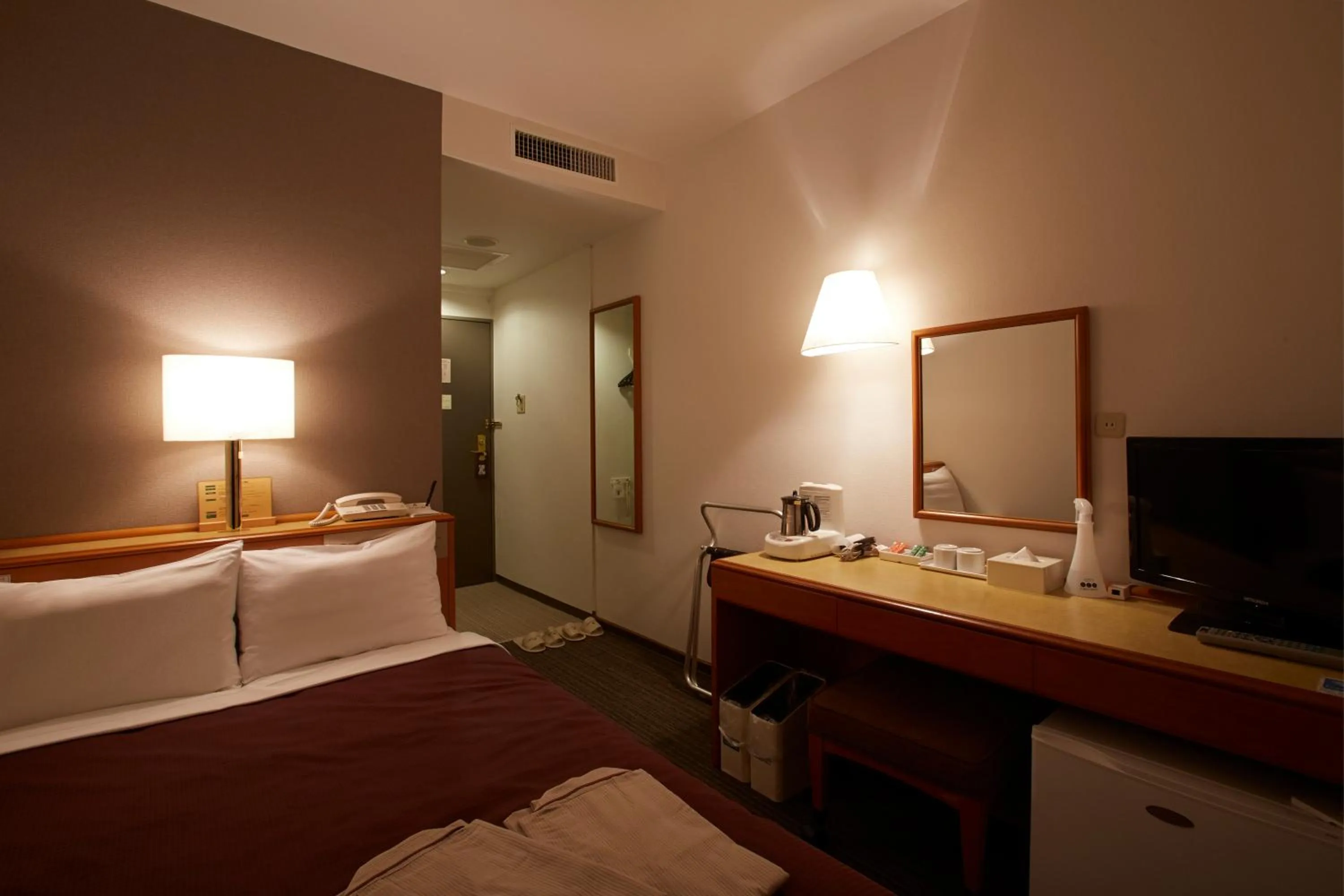 Photo of the whole room, Bed in Country Hotel Takayama