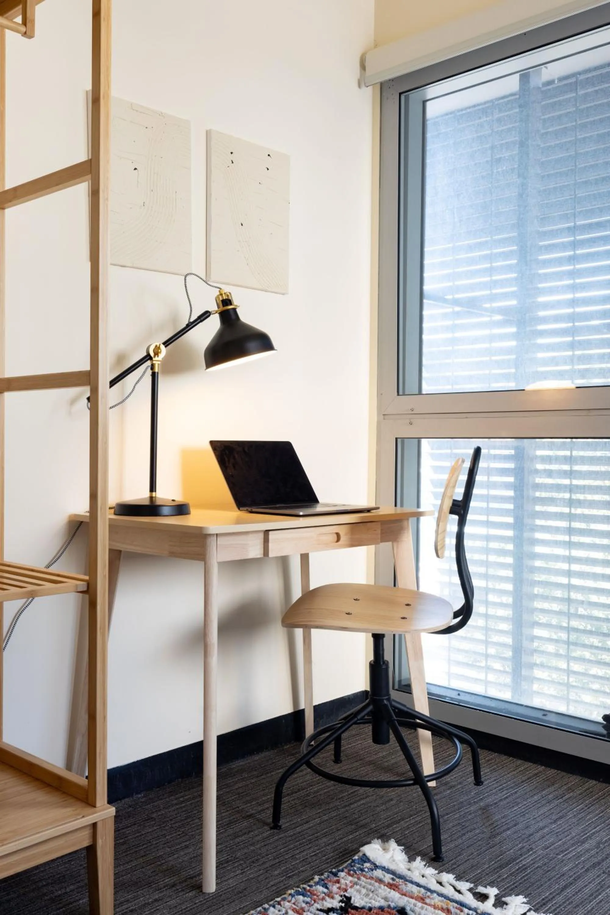 hair dresser in Roamer Brisbane